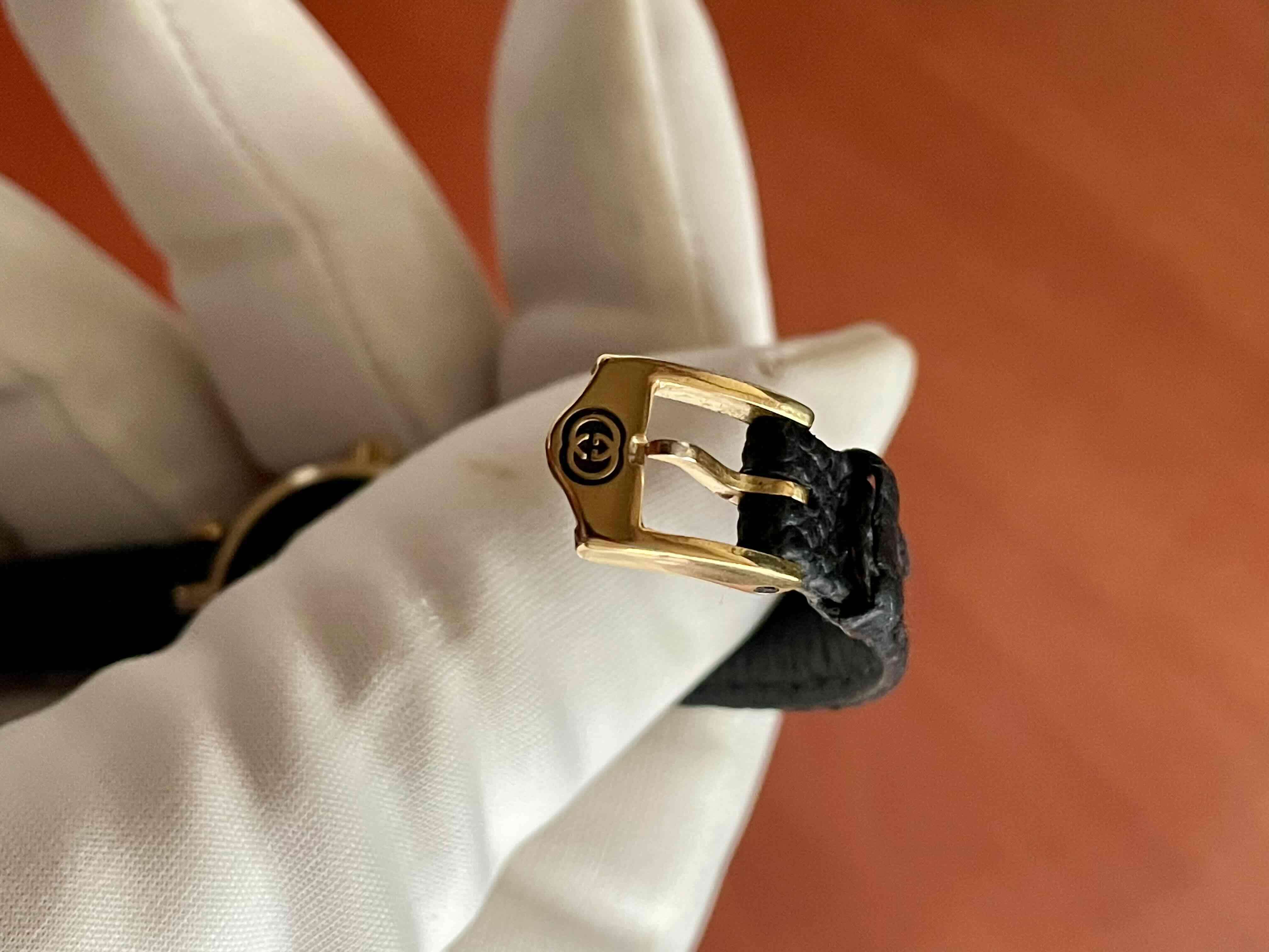 Reloj Gucci Suizo 22mm, Chapado Oro, Cuarzo. - miniatura 6