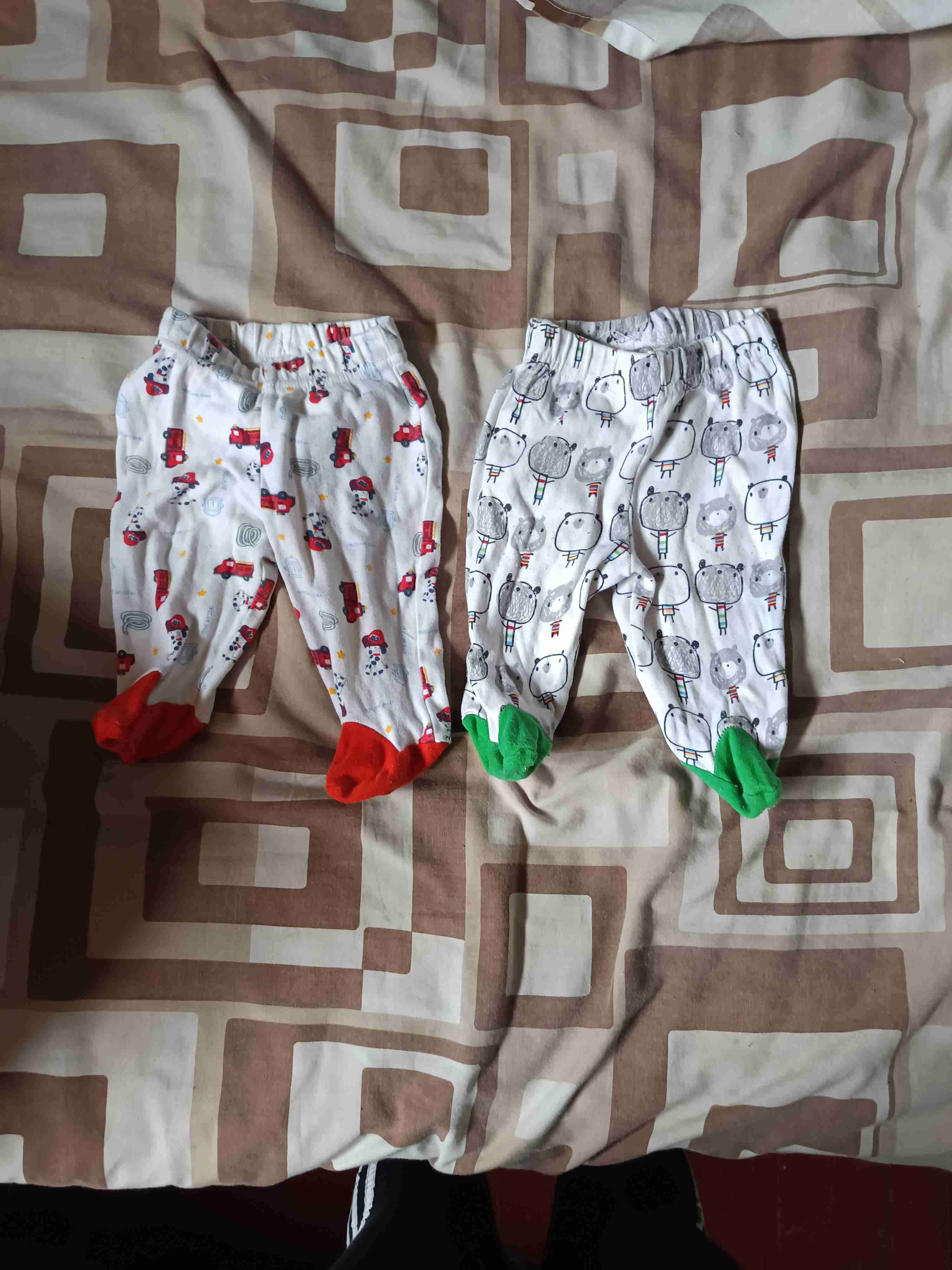 Ropita de bebé recién nacido