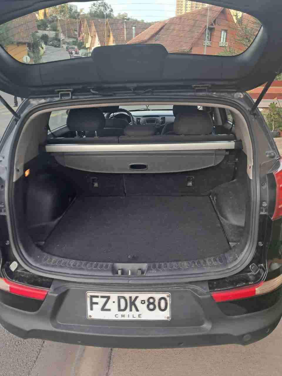 SUV Kia Sportage 2014, muy buen estado. - miniatura 5