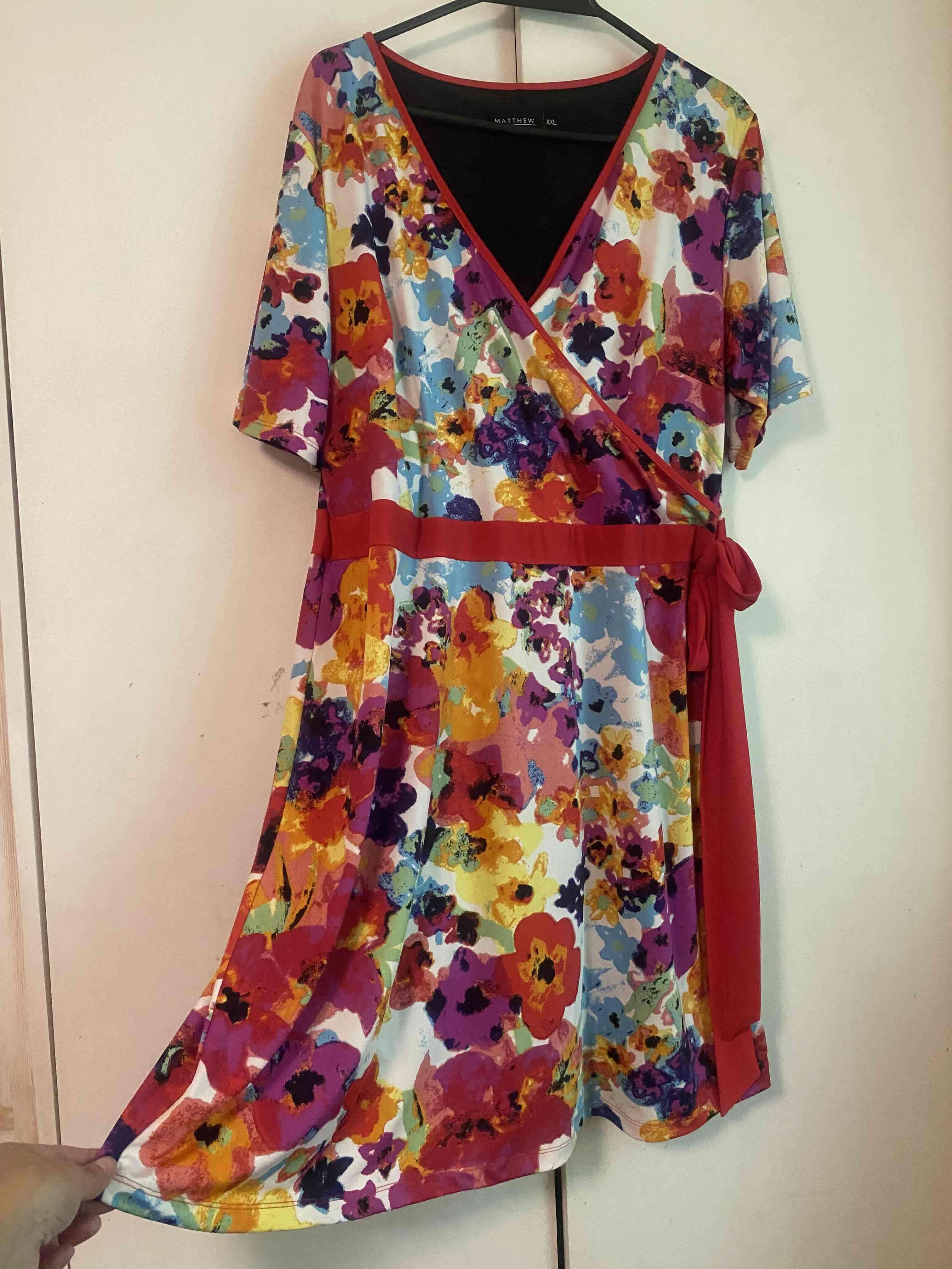 Vestido floral multicolor con lazo - miniatura 2