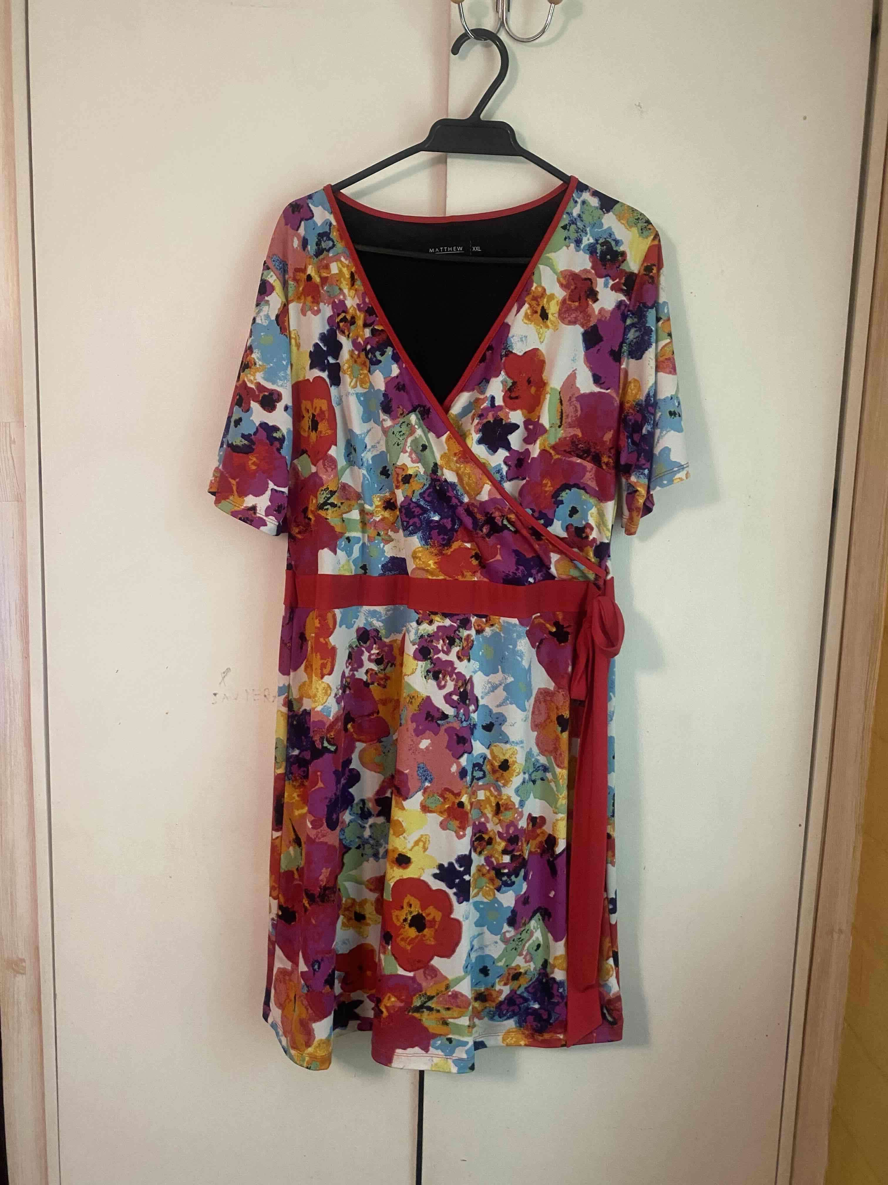 Vestido floral multicolor con lazo - miniatura 3