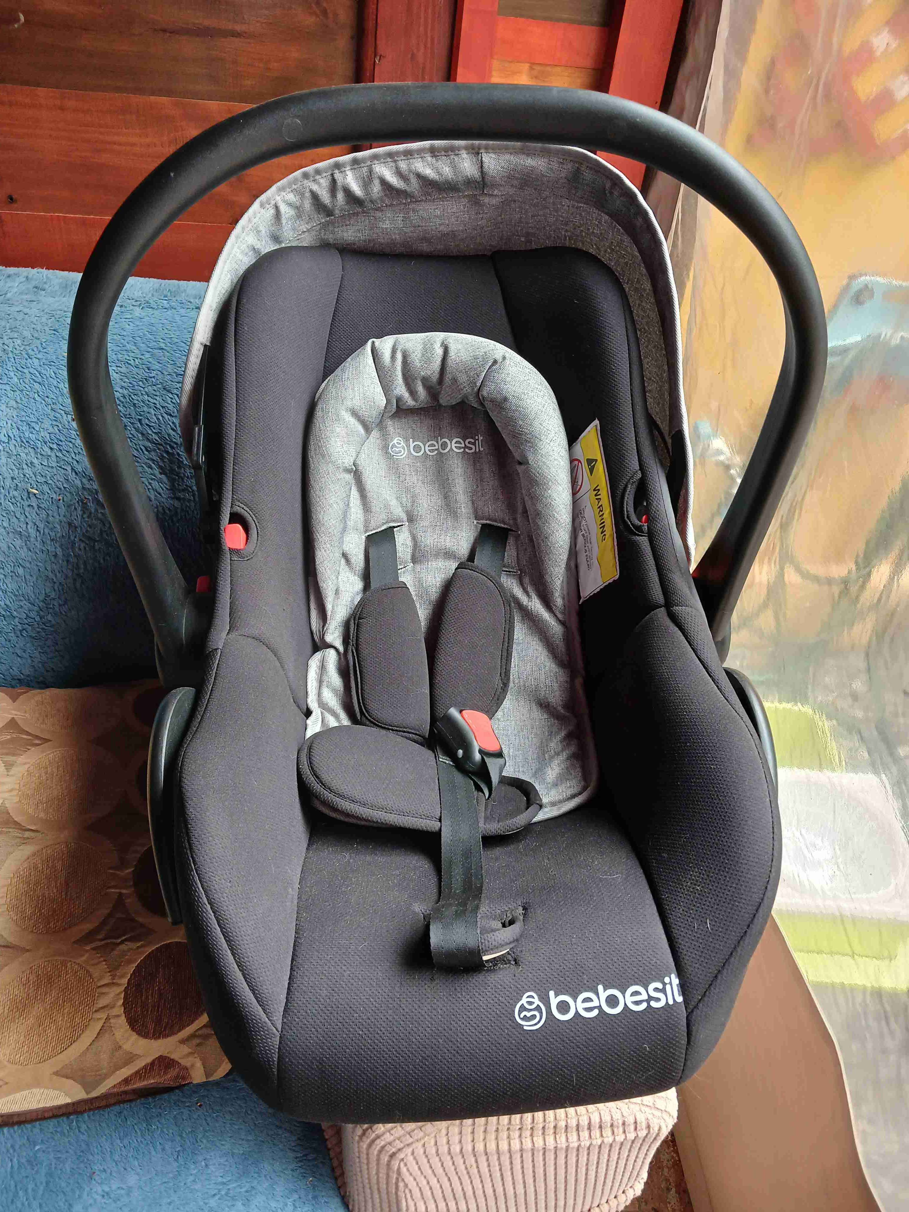 Silla de auto Bebesit negra
