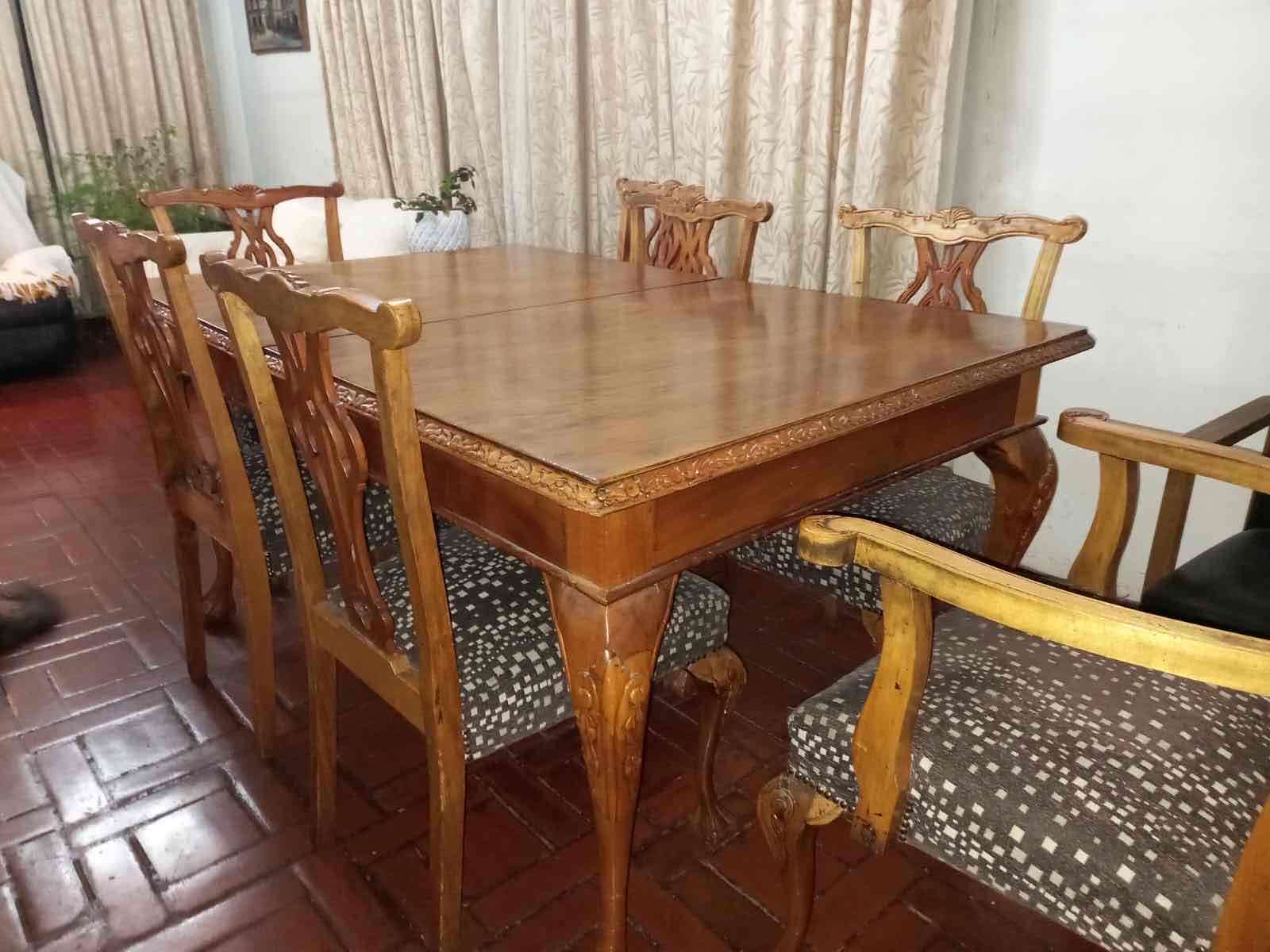 Mesa comedor estilo chipendale 8 sillas