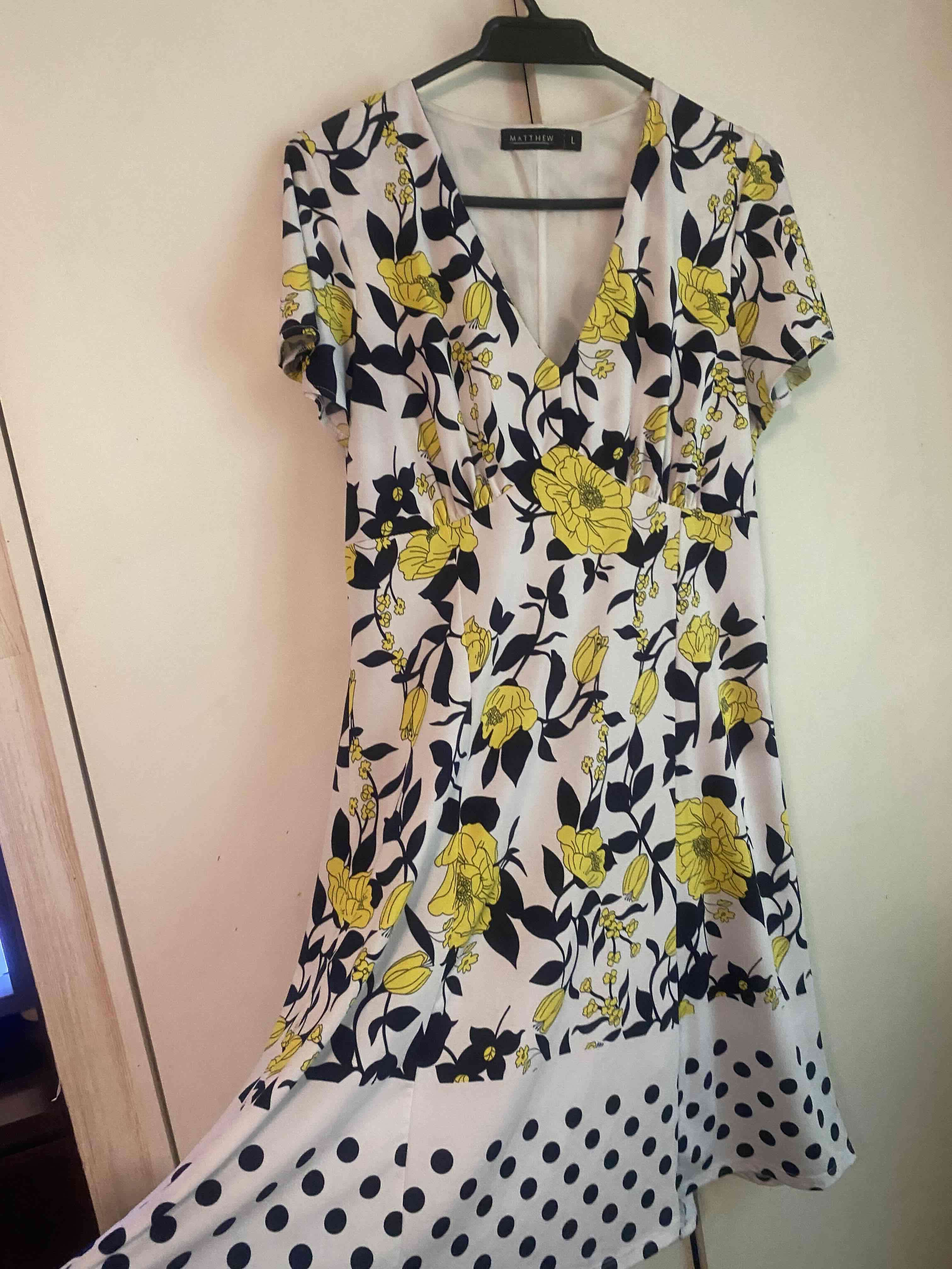 Vestido floral blanco con amarillo - miniatura 5