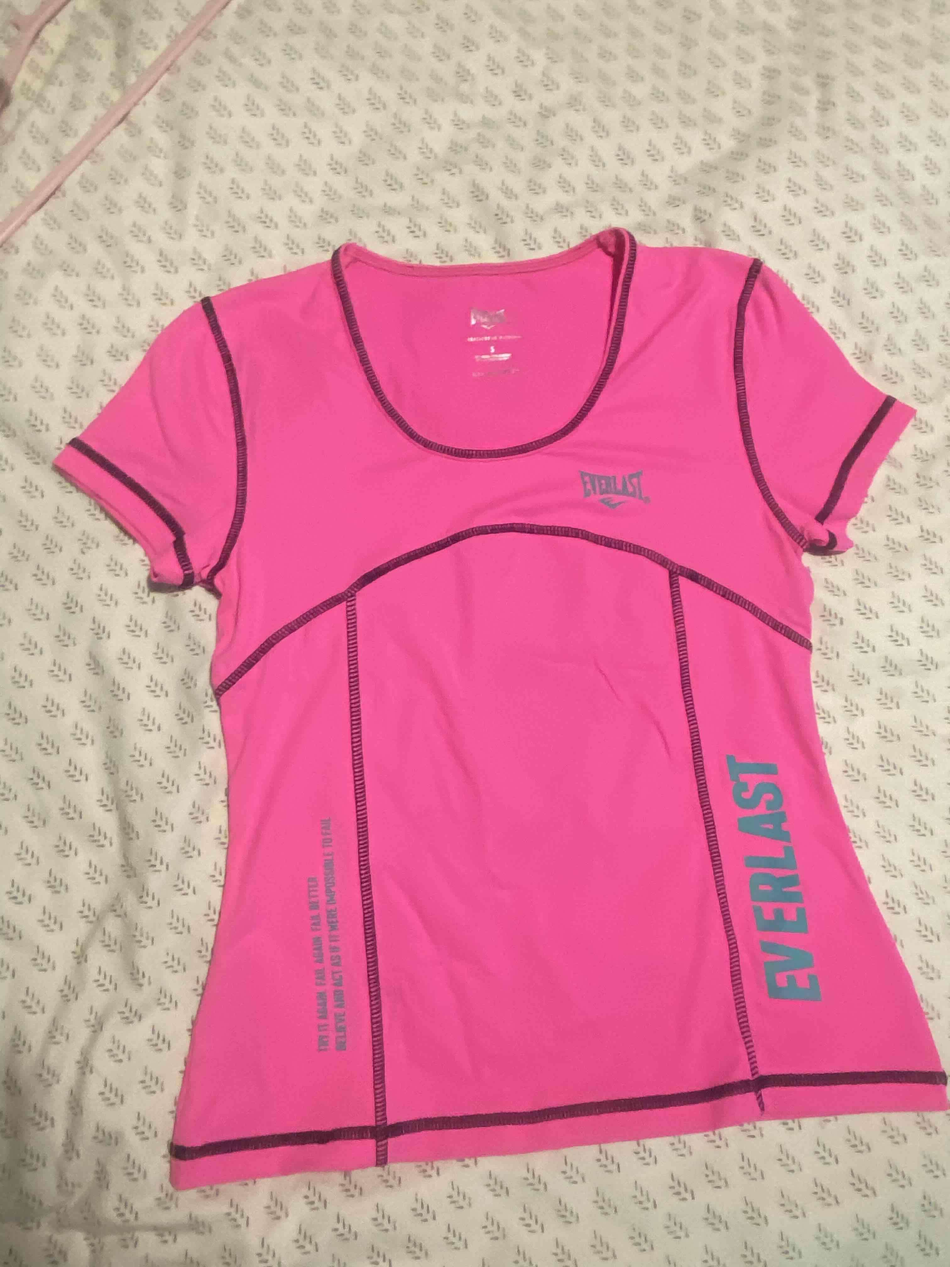 Polera deportiva rosa Everlast