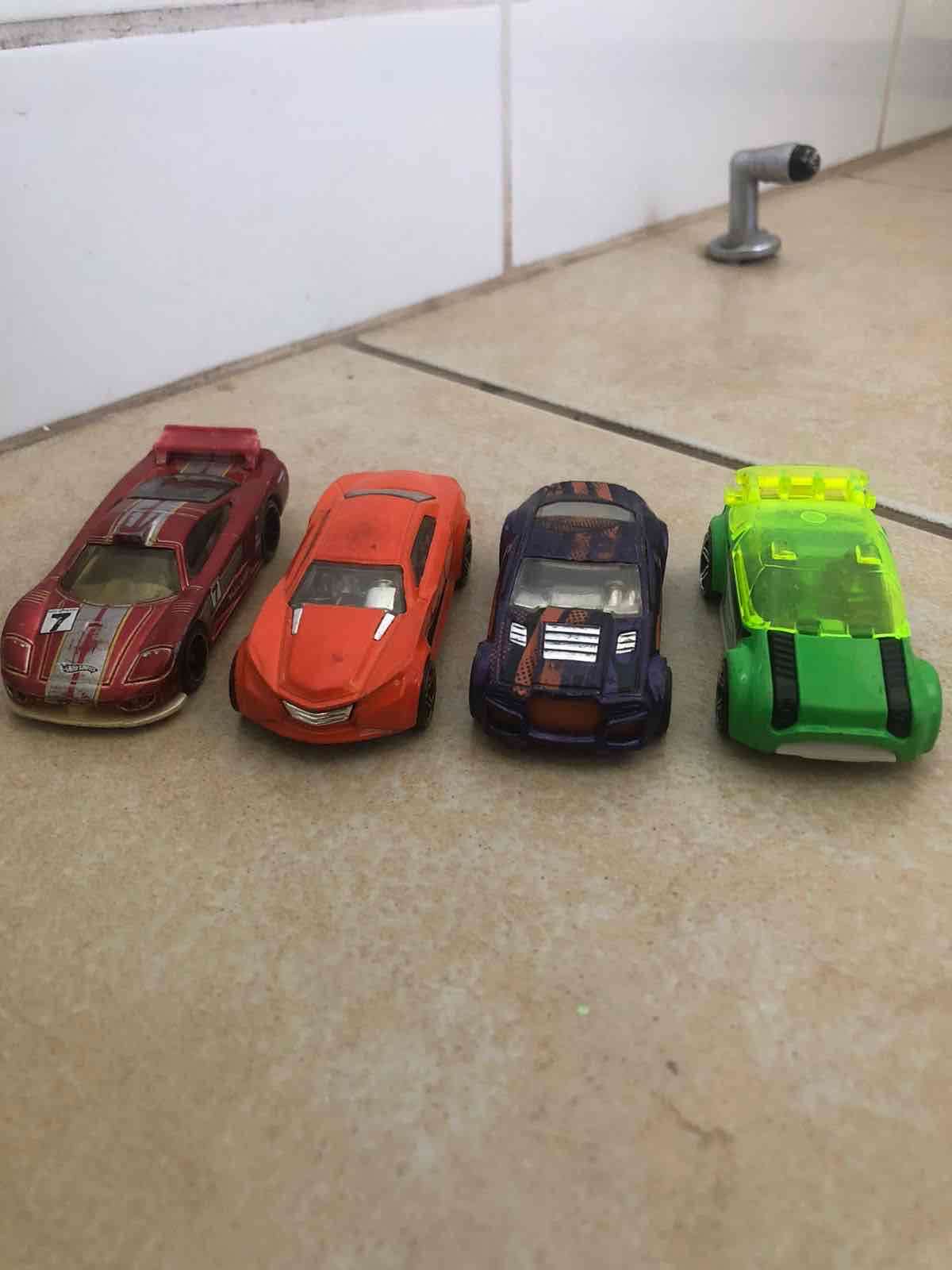 Set de autos de juguete miniatura - miniatura 3