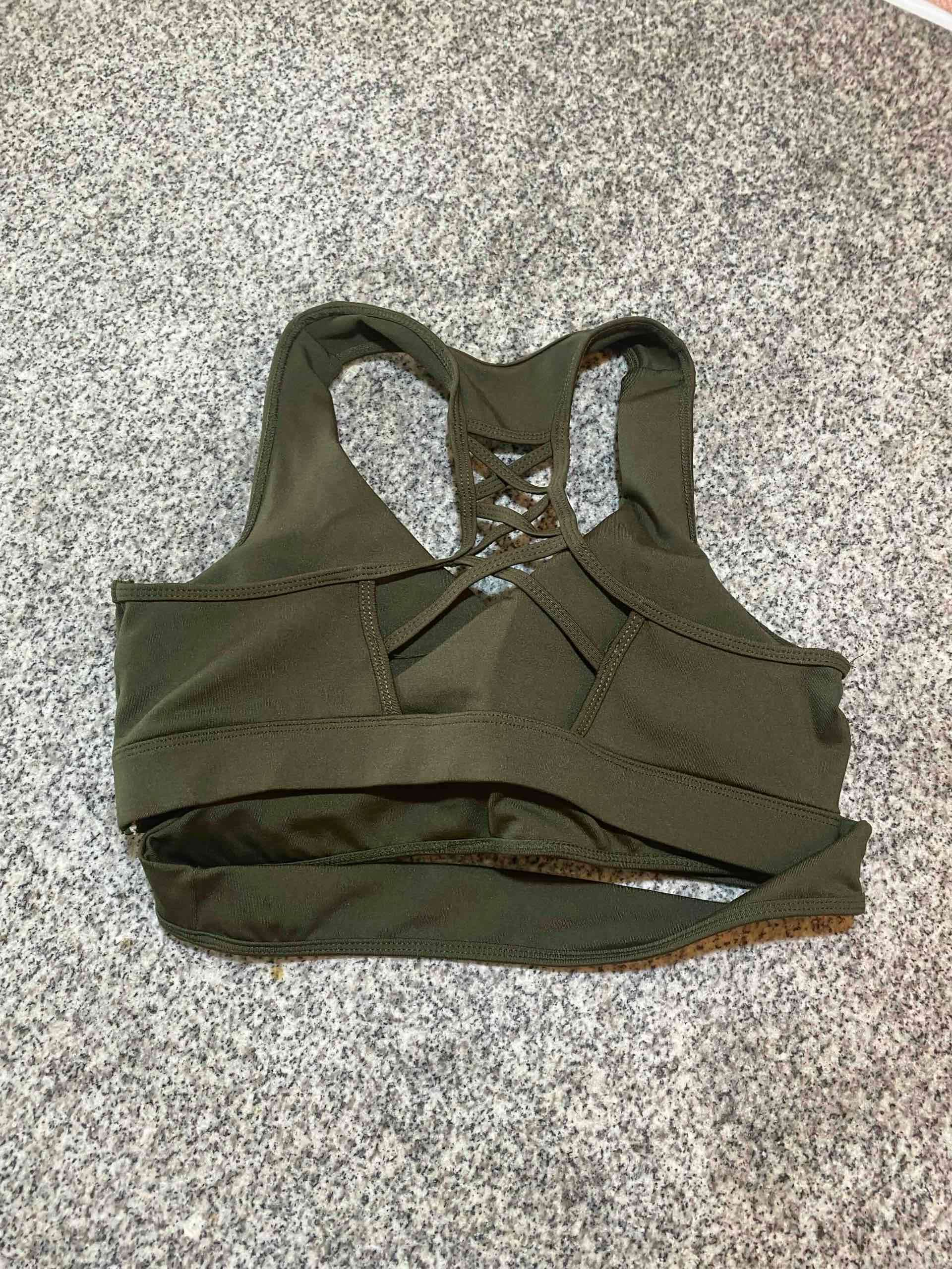 Top deportivo verde oscuro - miniatura 2