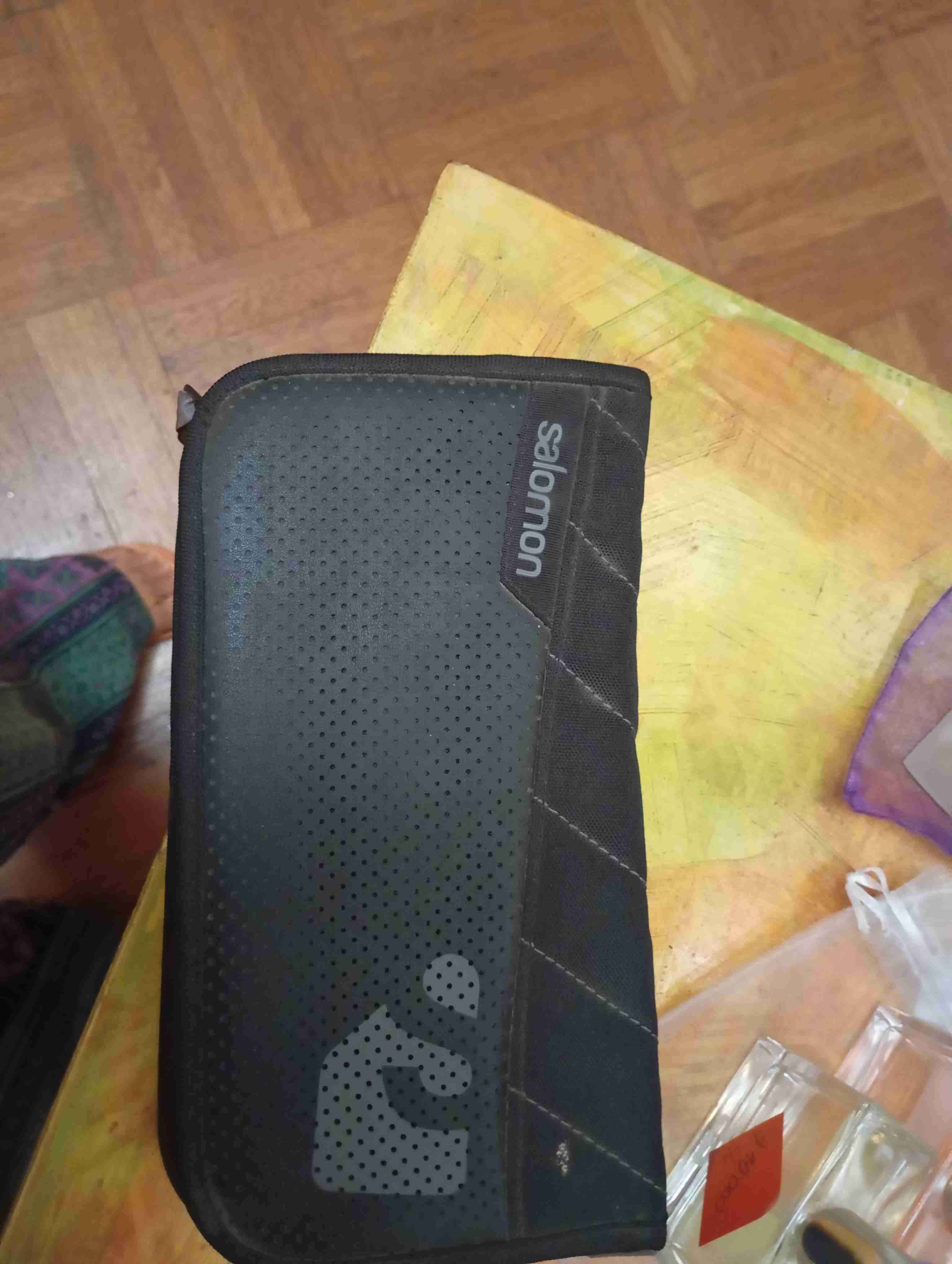 Organizador de documentos negro y verde - miniatura 2