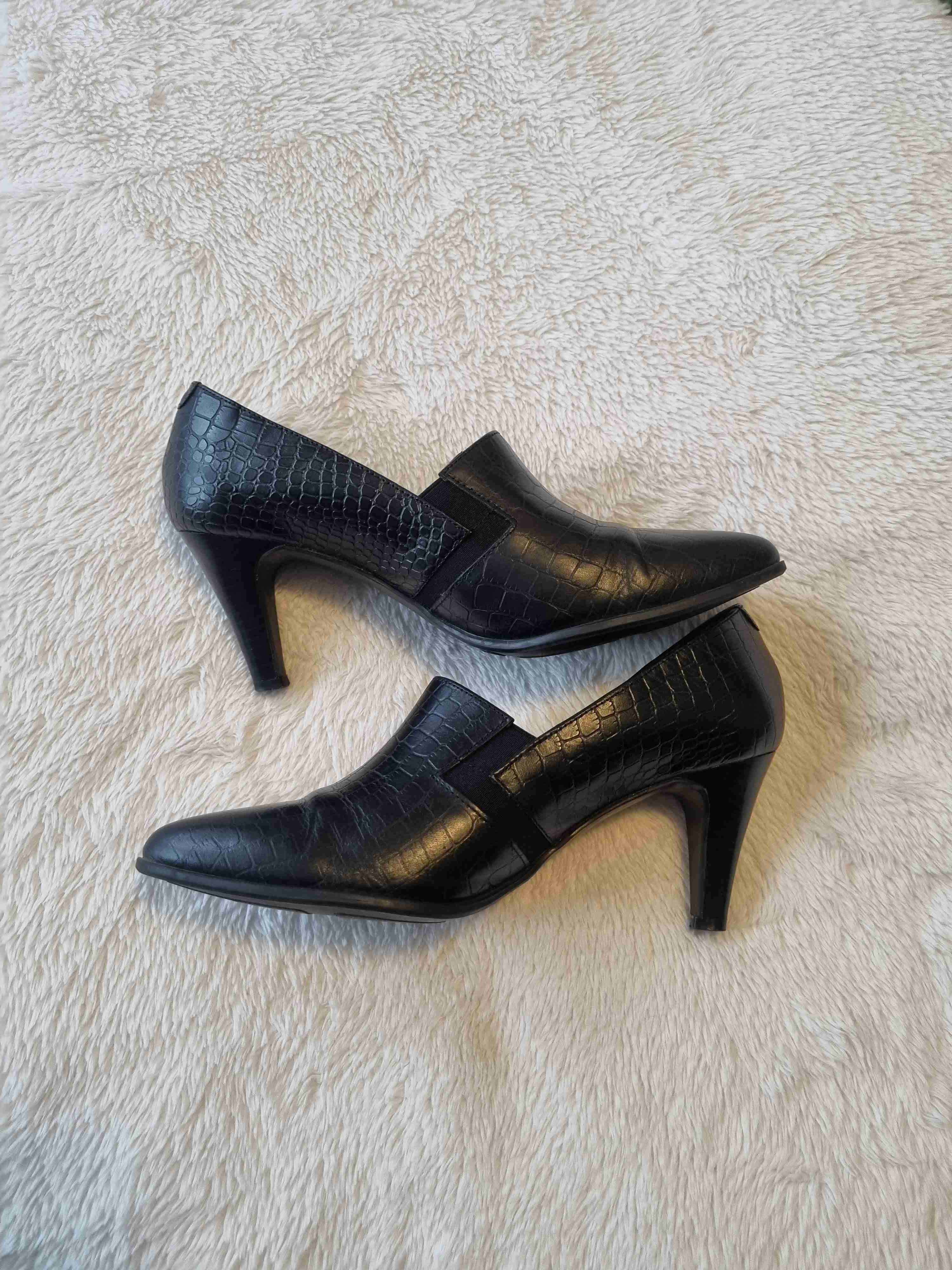Zapatos negros de cuero para mujer Bruno Rossi - miniatura 2