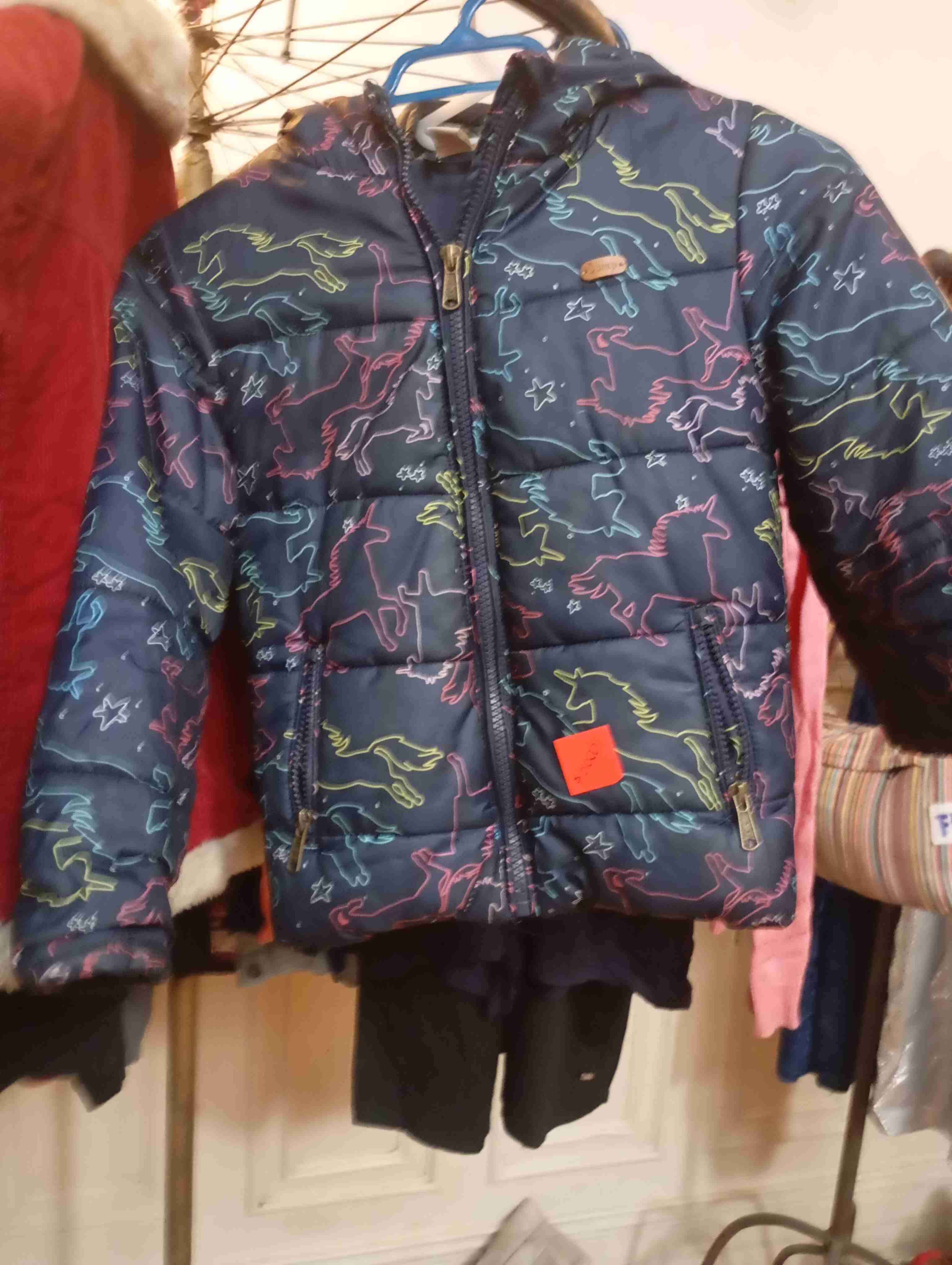 Chaqueta infantil estampada unicornios