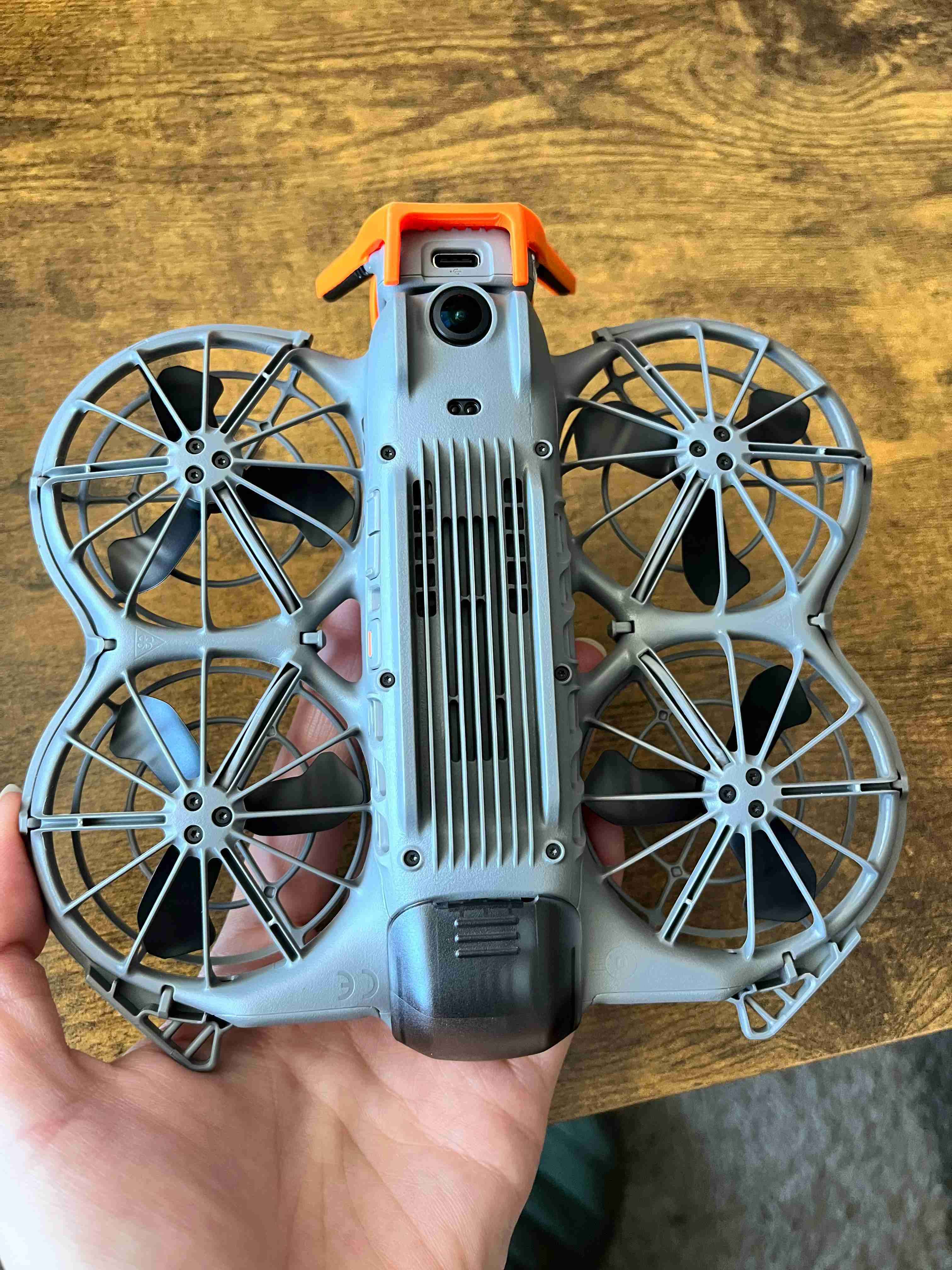 Dron DJI Neo 2 Fly Combo - miniatura 5