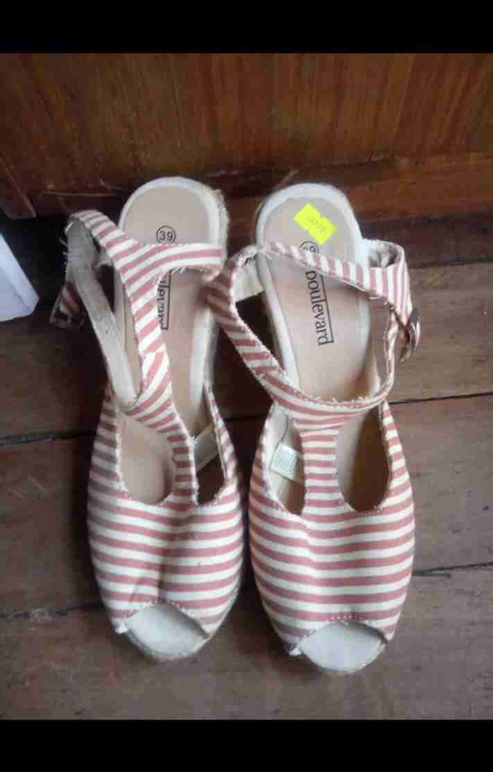 Sandalias rayadas Boulevard