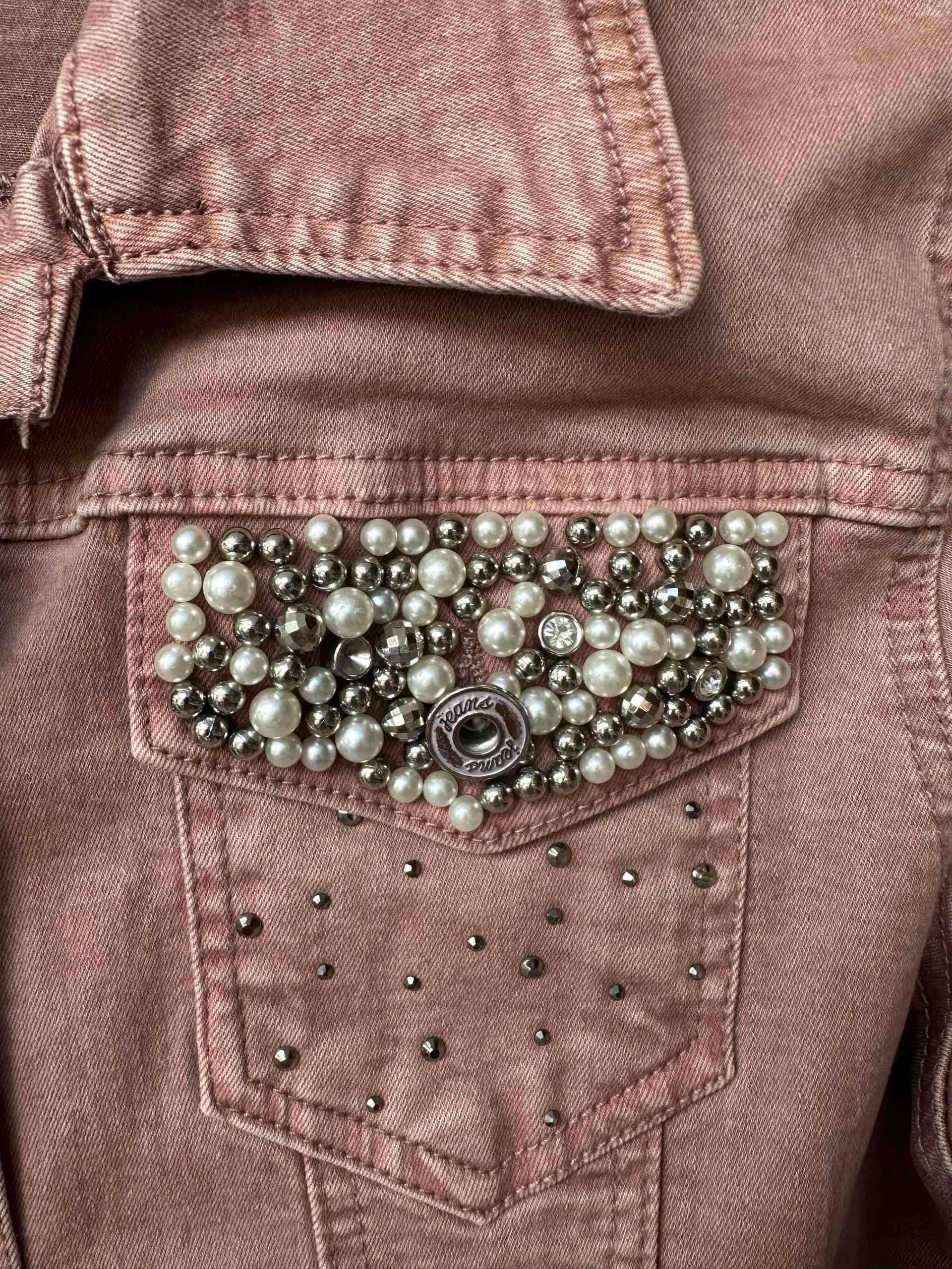 Chaqueta de jean con perlas - miniatura 3