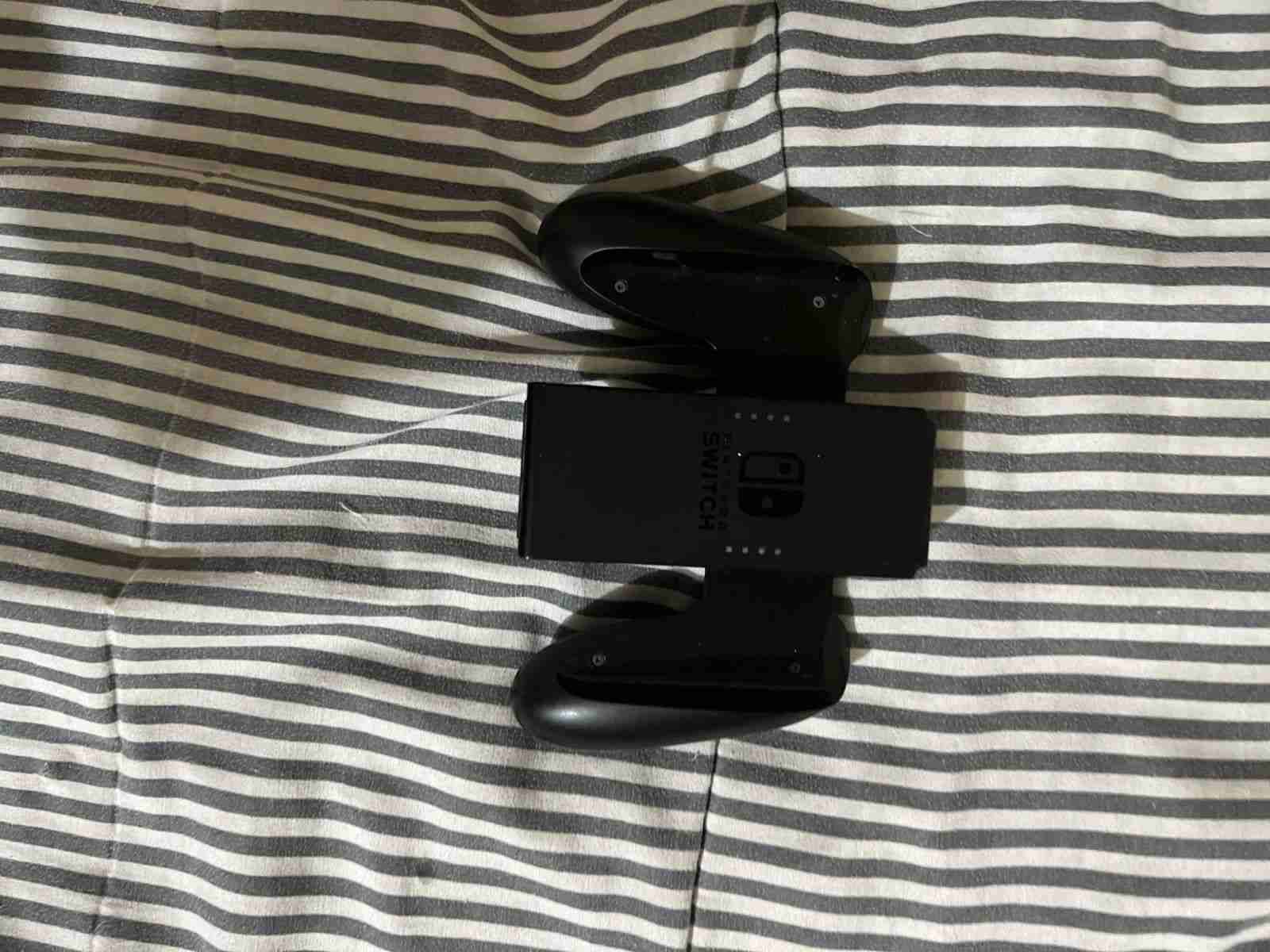 Consola portátil con mandos - miniatura 2