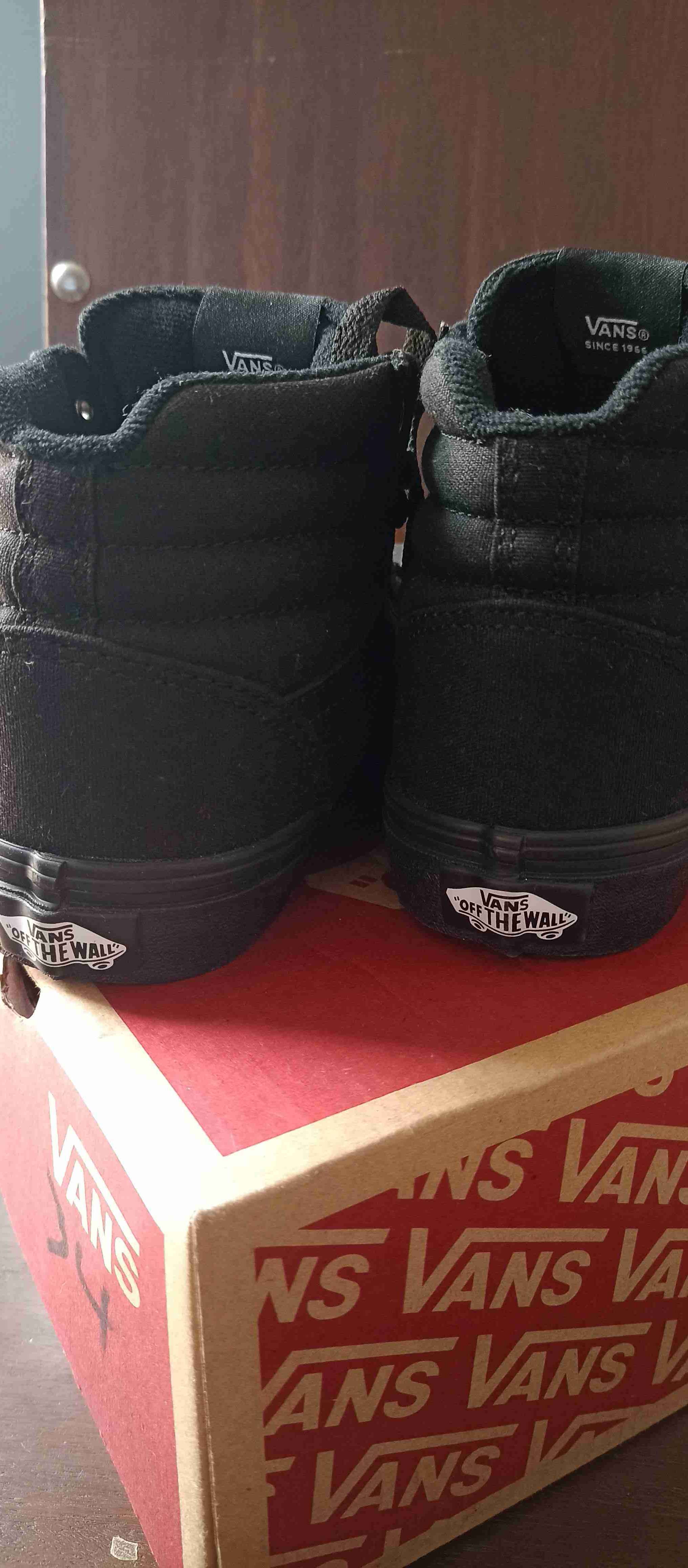 Zapatillas negras Vans talla 34 - miniatura 2