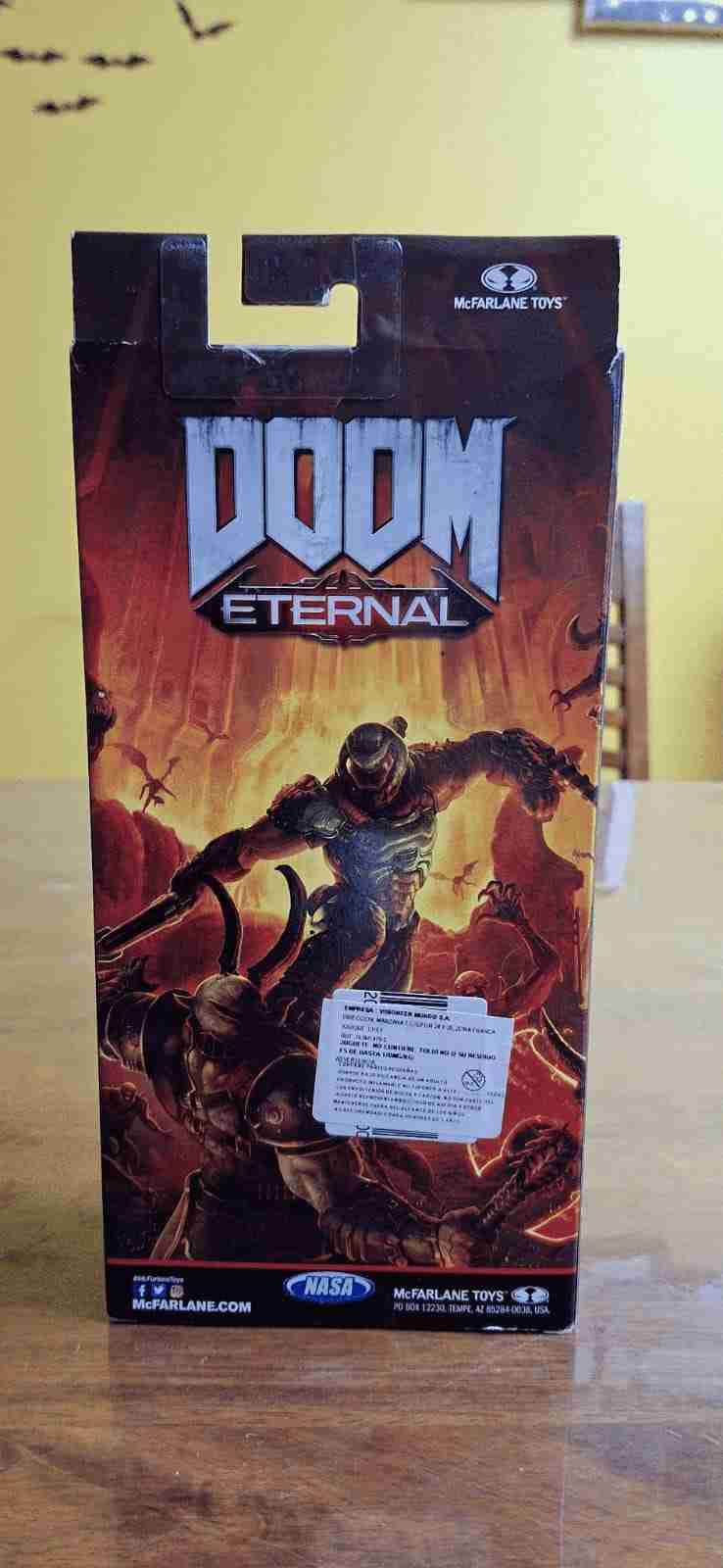 Figura de acción Doom Slayer Classic de McFarlane - miniatura 4