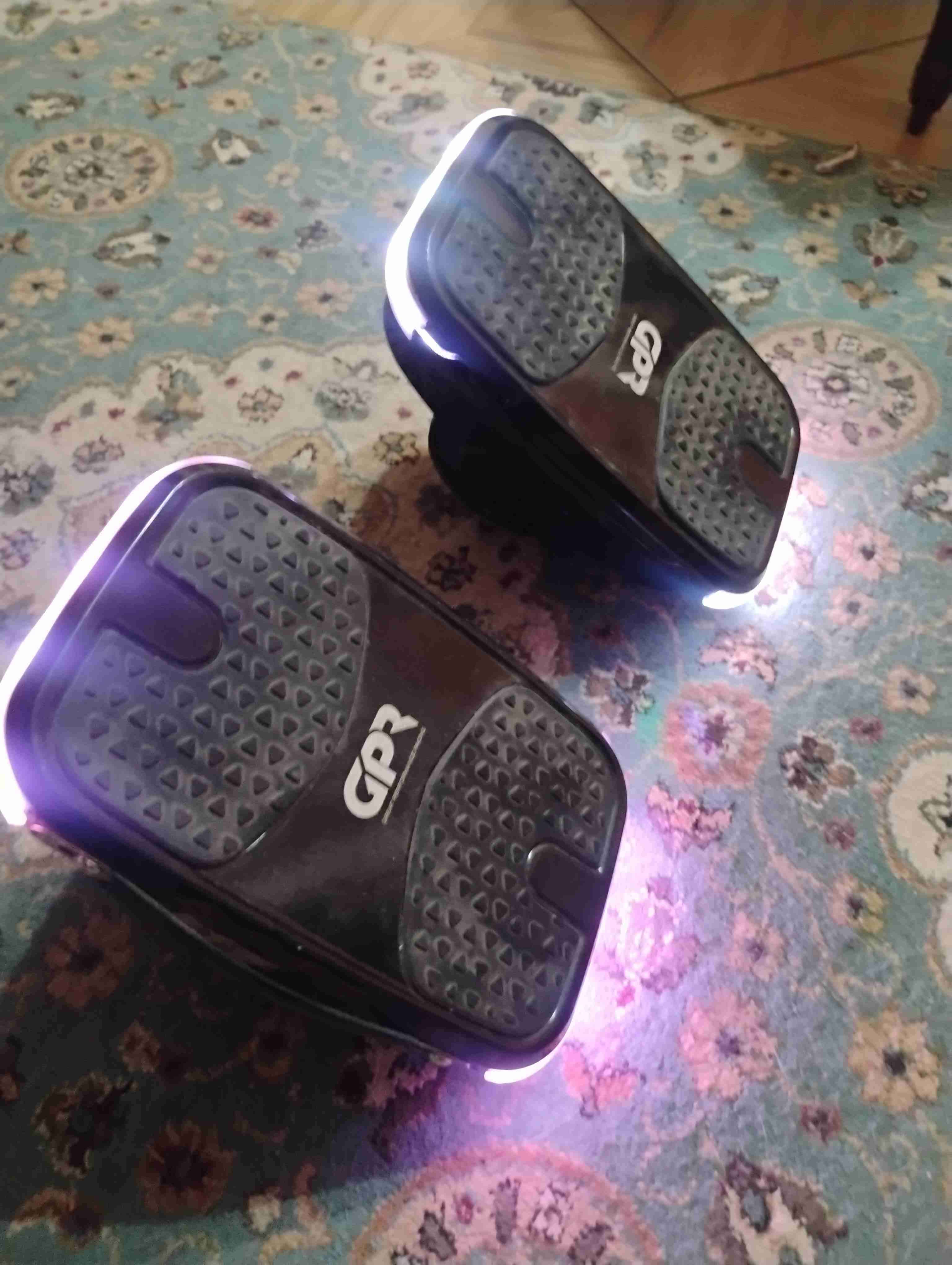 Patines eléctricos con luces LED