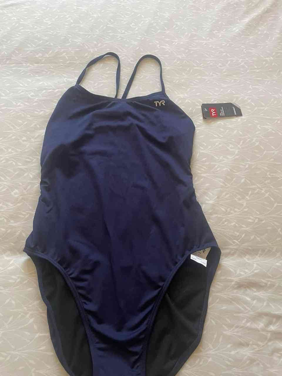 Traje de baño TYR azul nuevo