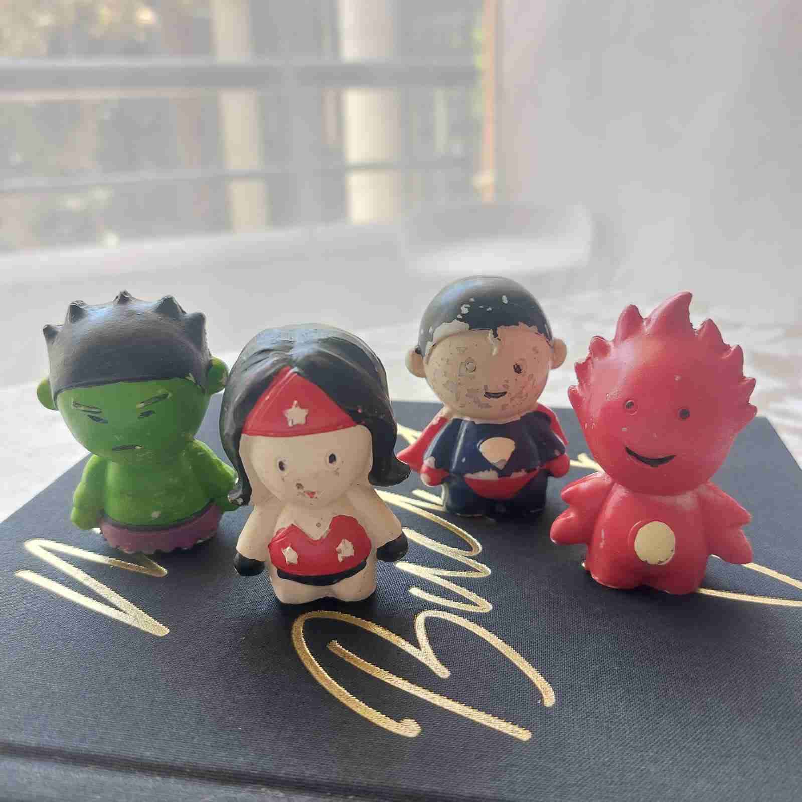 Figuras de personajes divertidos