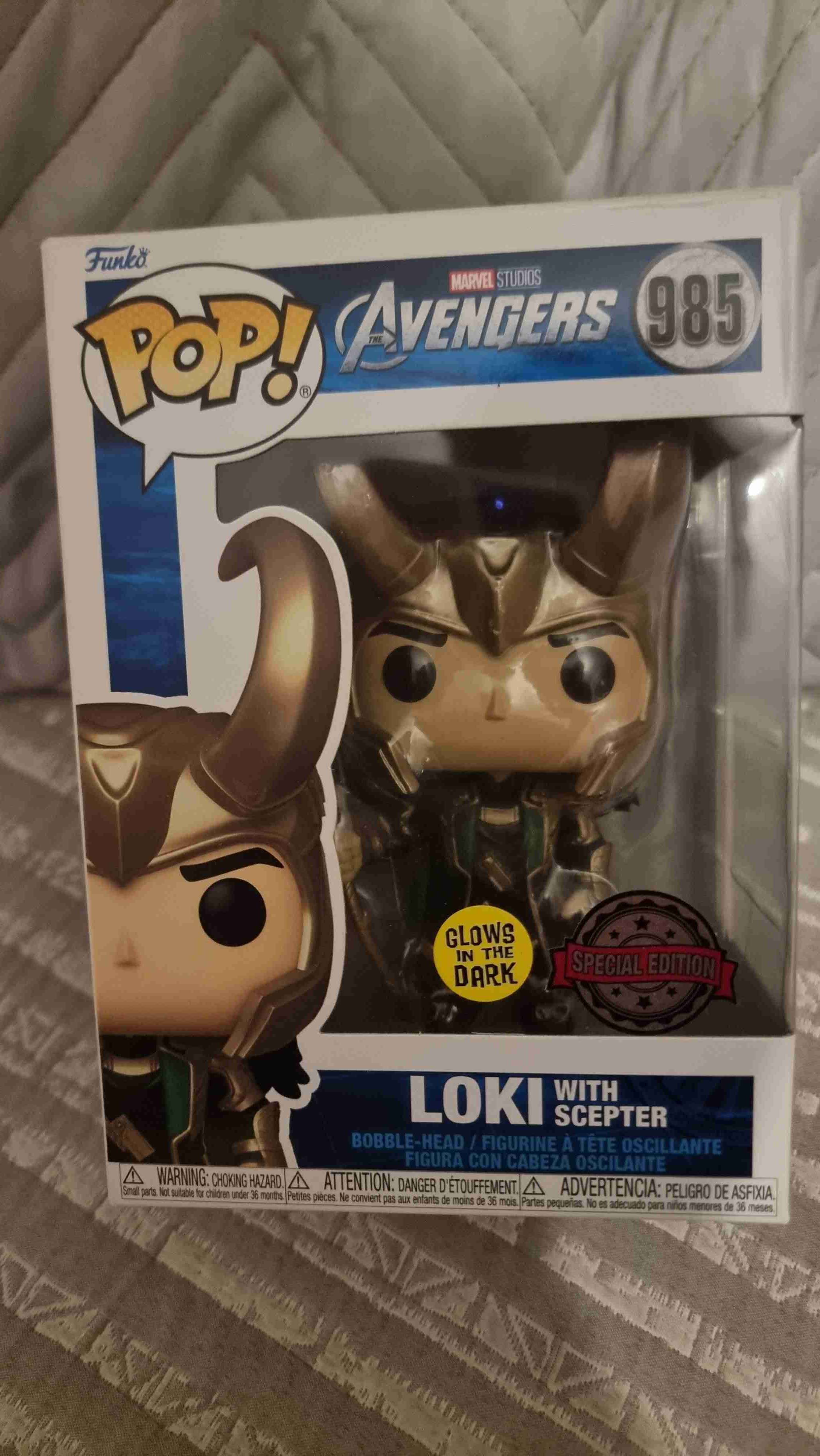 Funko Pop original Loki con cetro edición especial