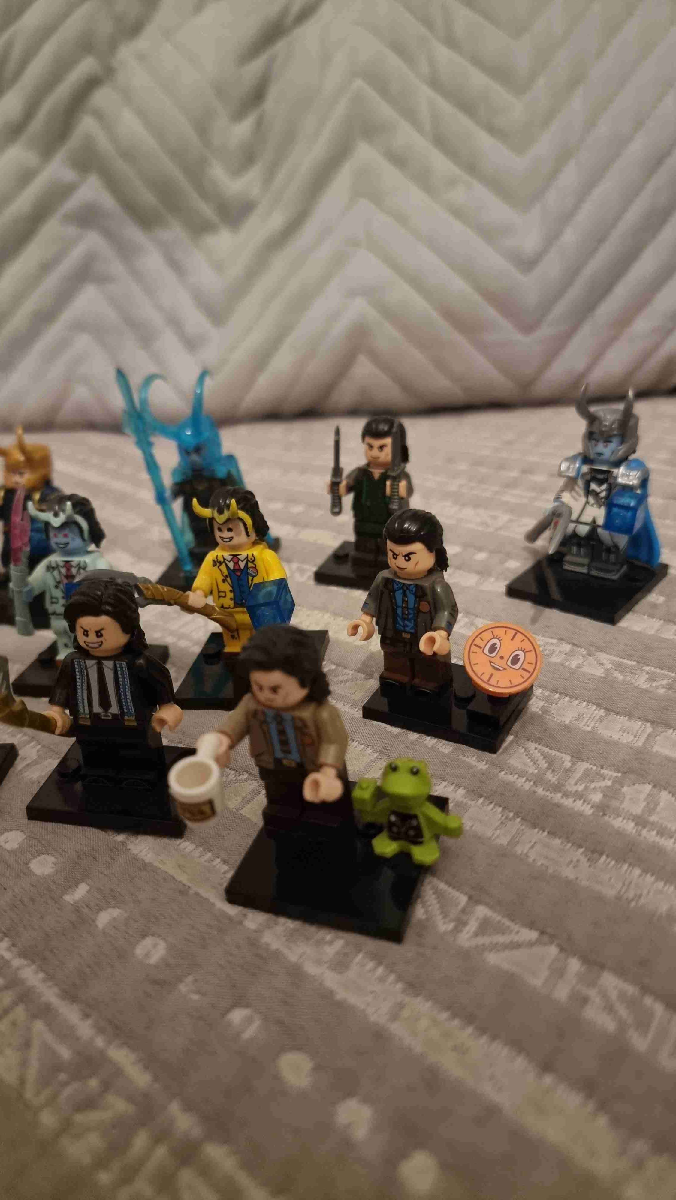 Lote de figuras tipo lego alternativas de Loki - miniatura 3