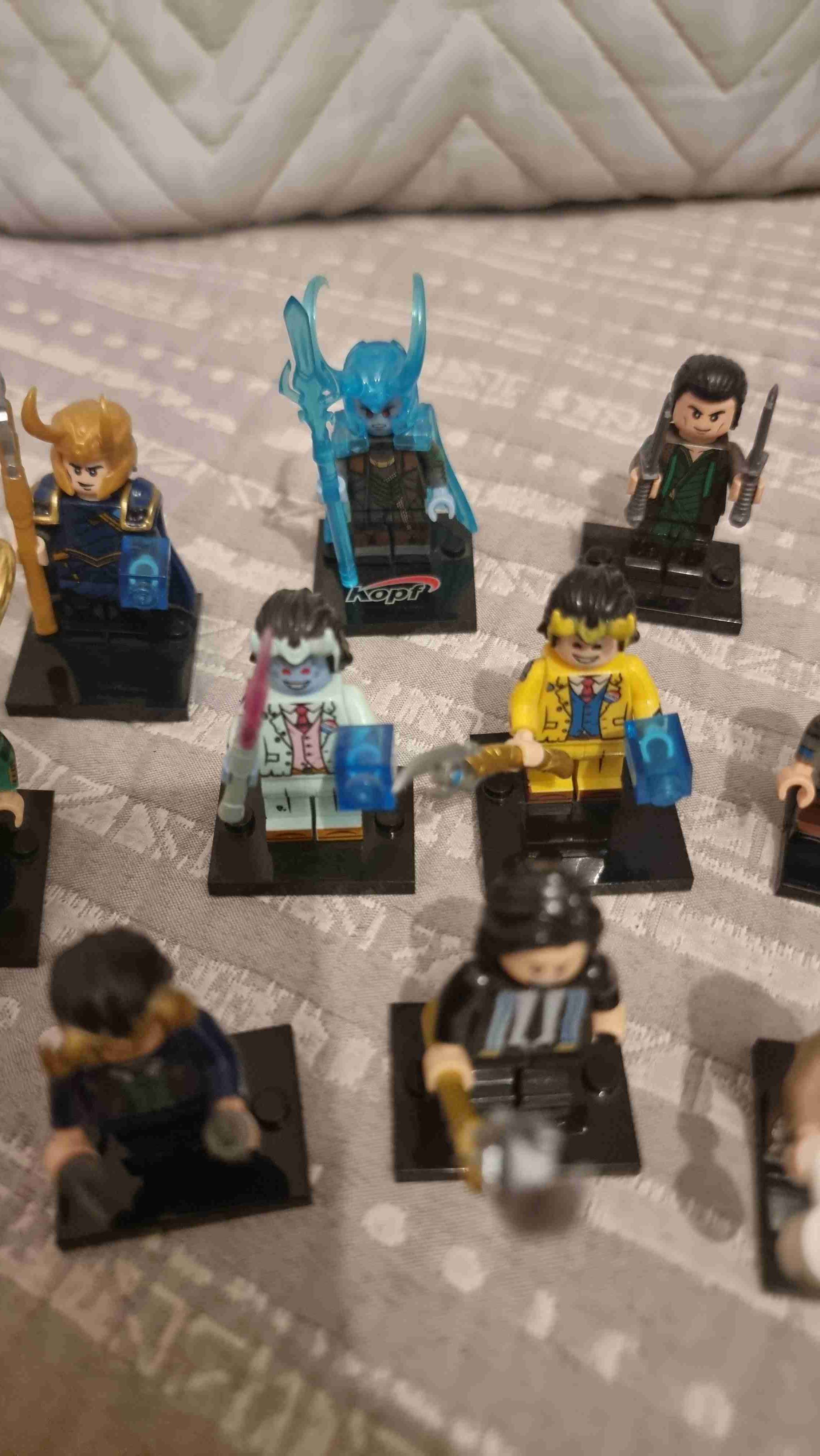 Lote de figuras tipo lego alternativas de Loki - miniatura 4