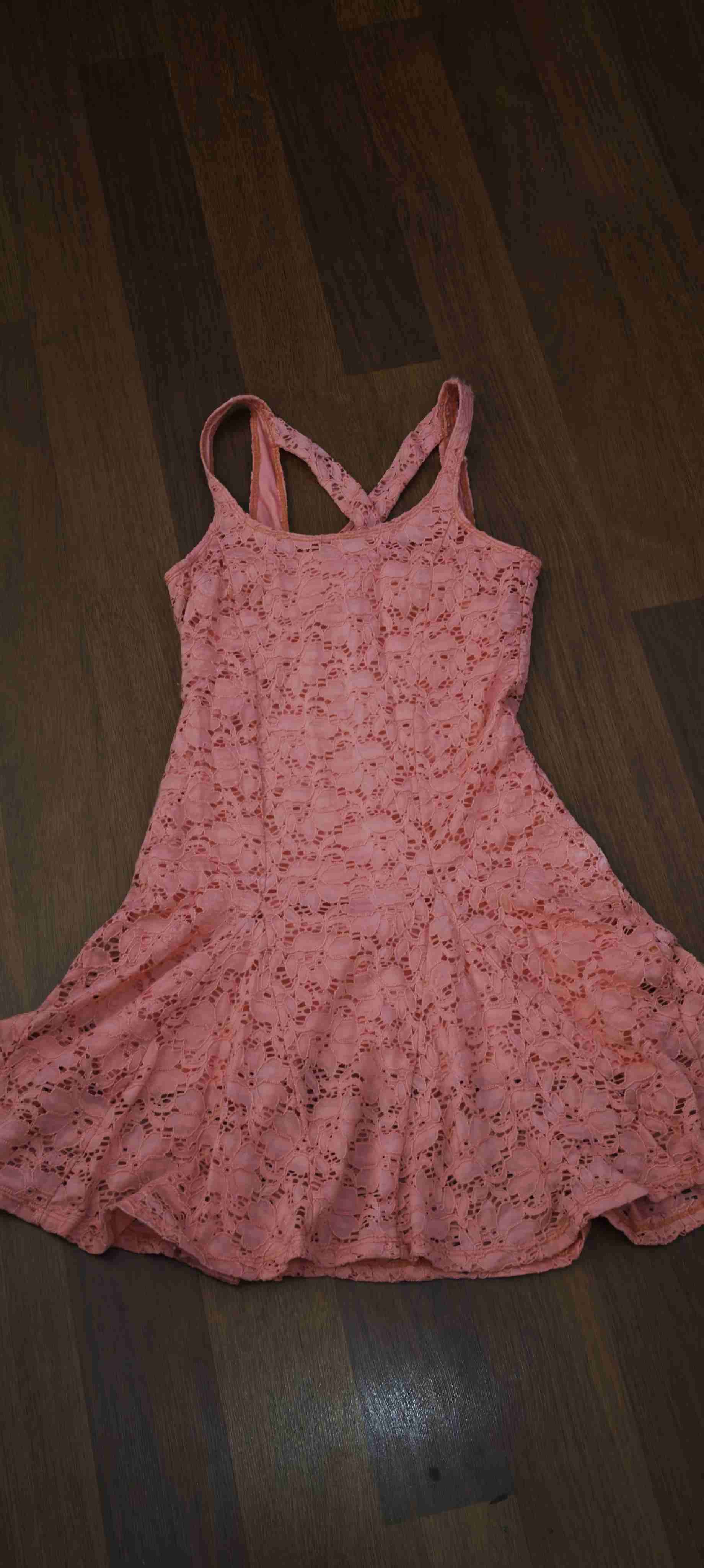 Vestido rosa de encaje - miniatura 2