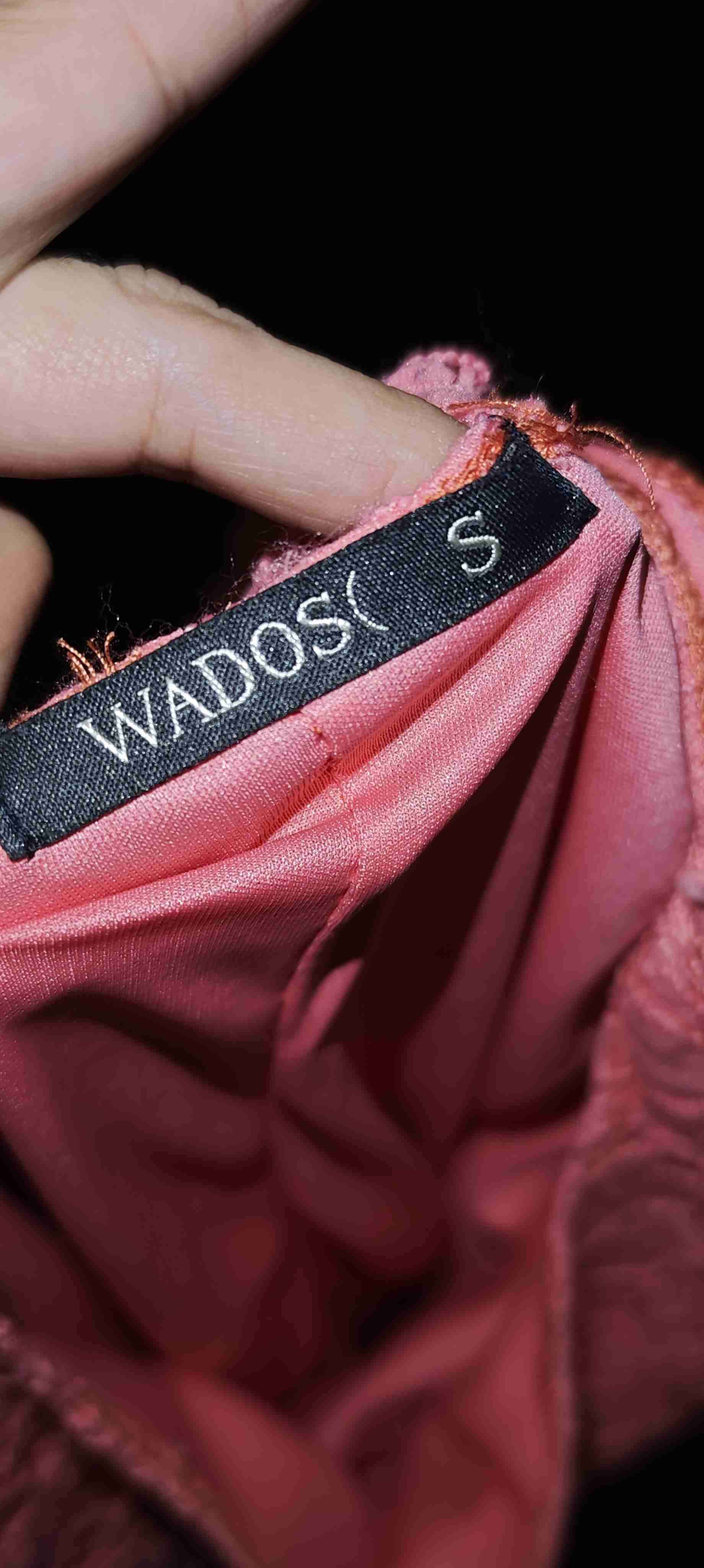 Vestido rosa de encaje - miniatura 3