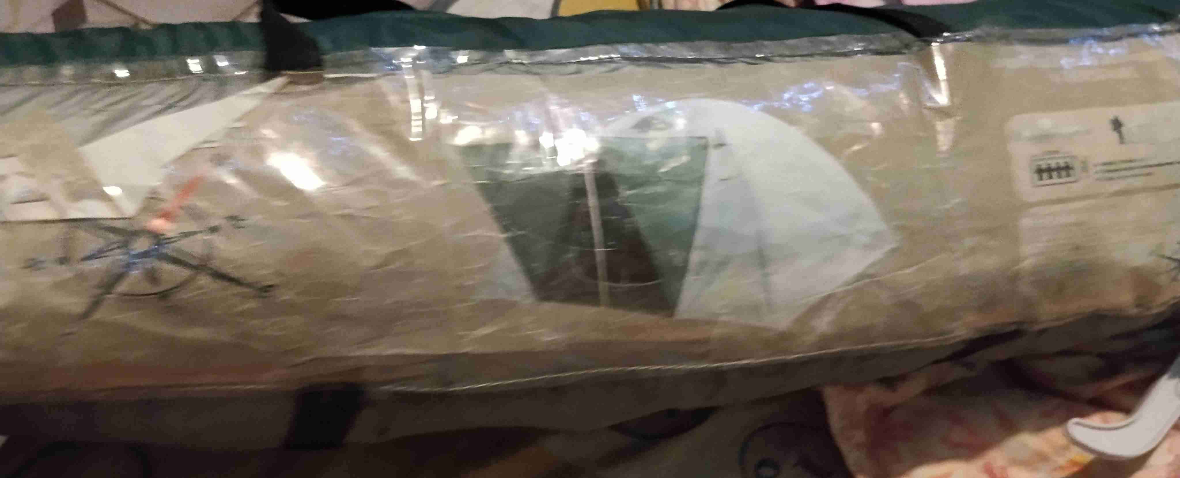 Carpa de camping verde y gris - miniatura 3