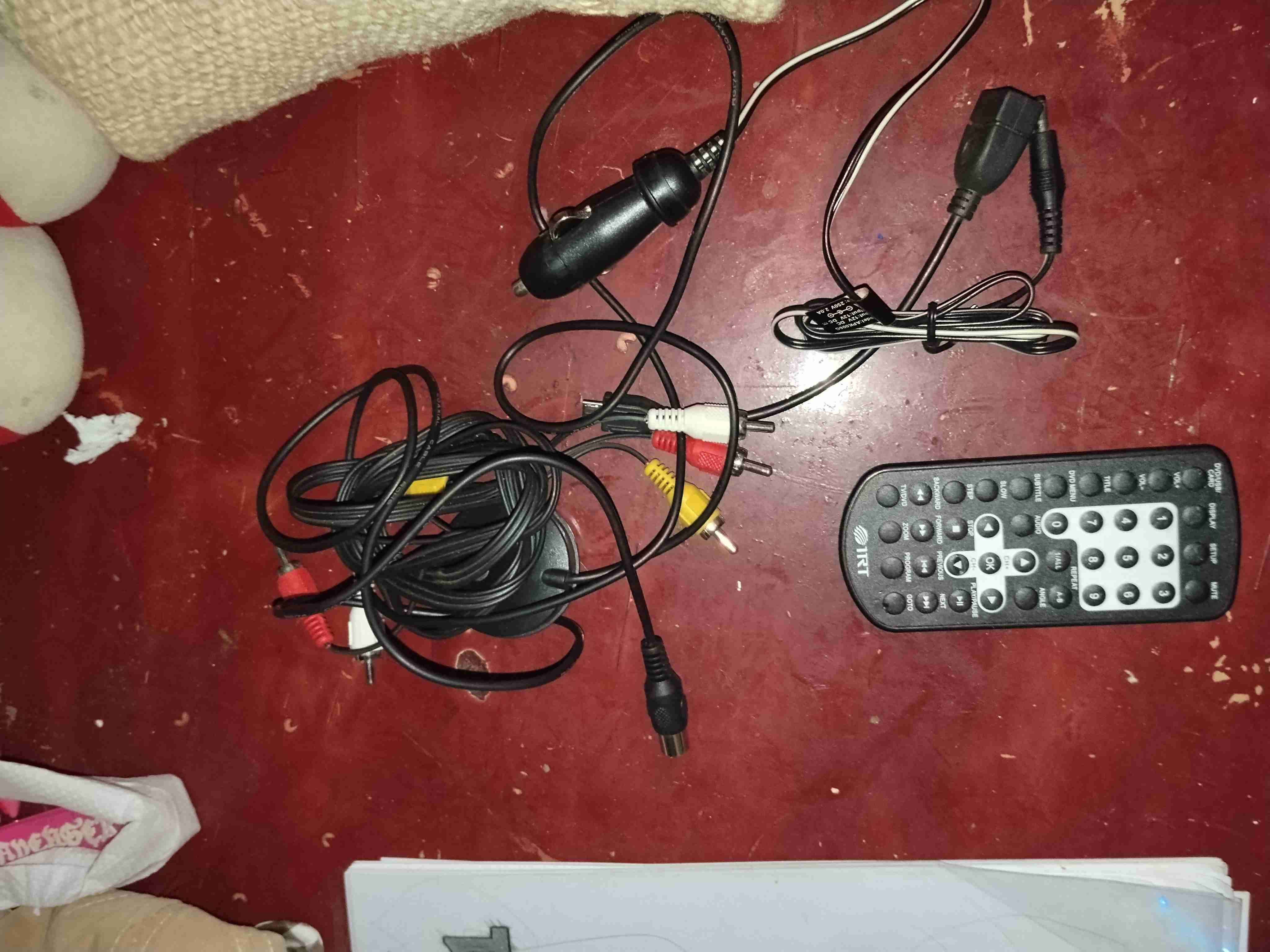 Reproductor de DVD portátil IRT - miniatura 4