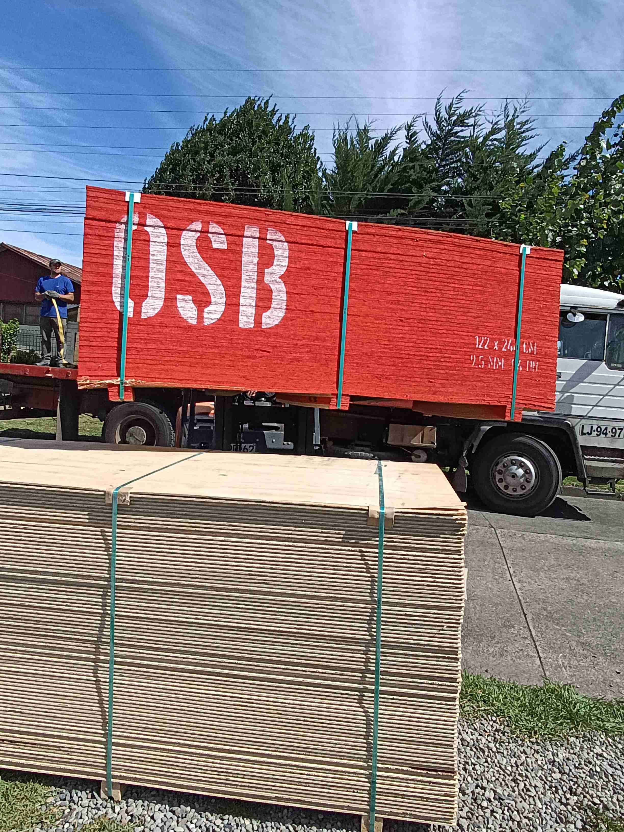 🔥 OFERTA OSB 9,5 mm 🔥📏 Medida: 1,22 x 2,44💰