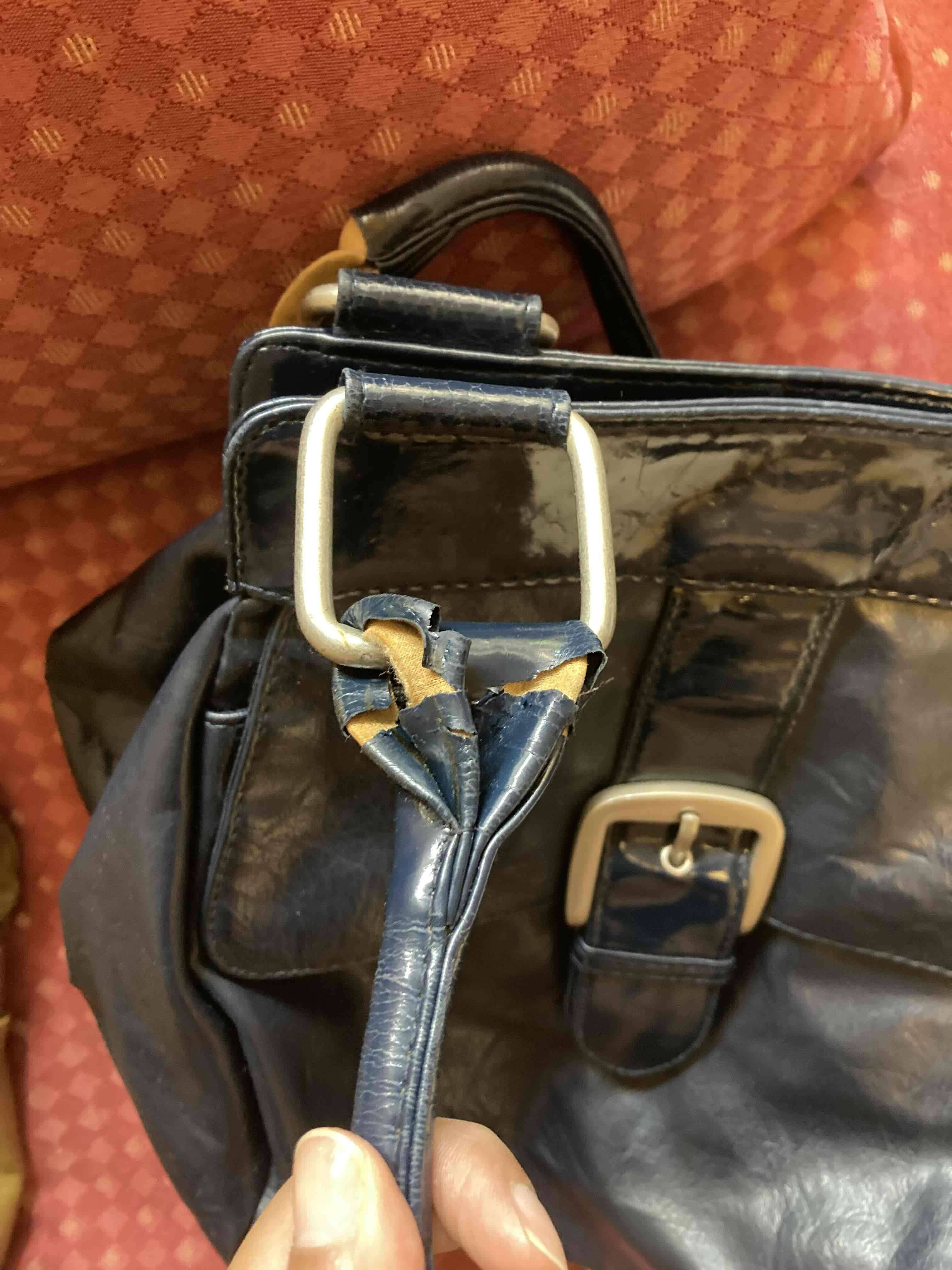 Cartera azul con hebilla - miniatura 3