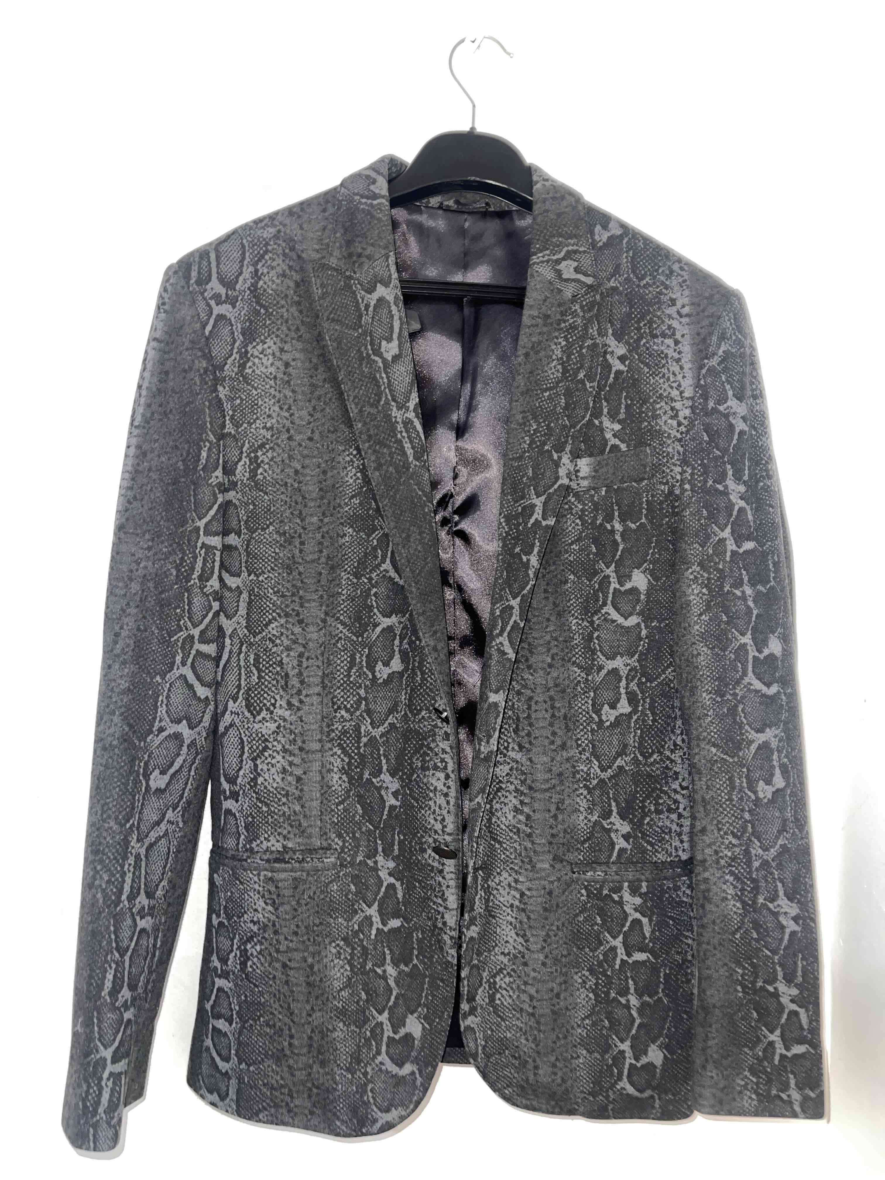 Blazer ZARA estampado gris