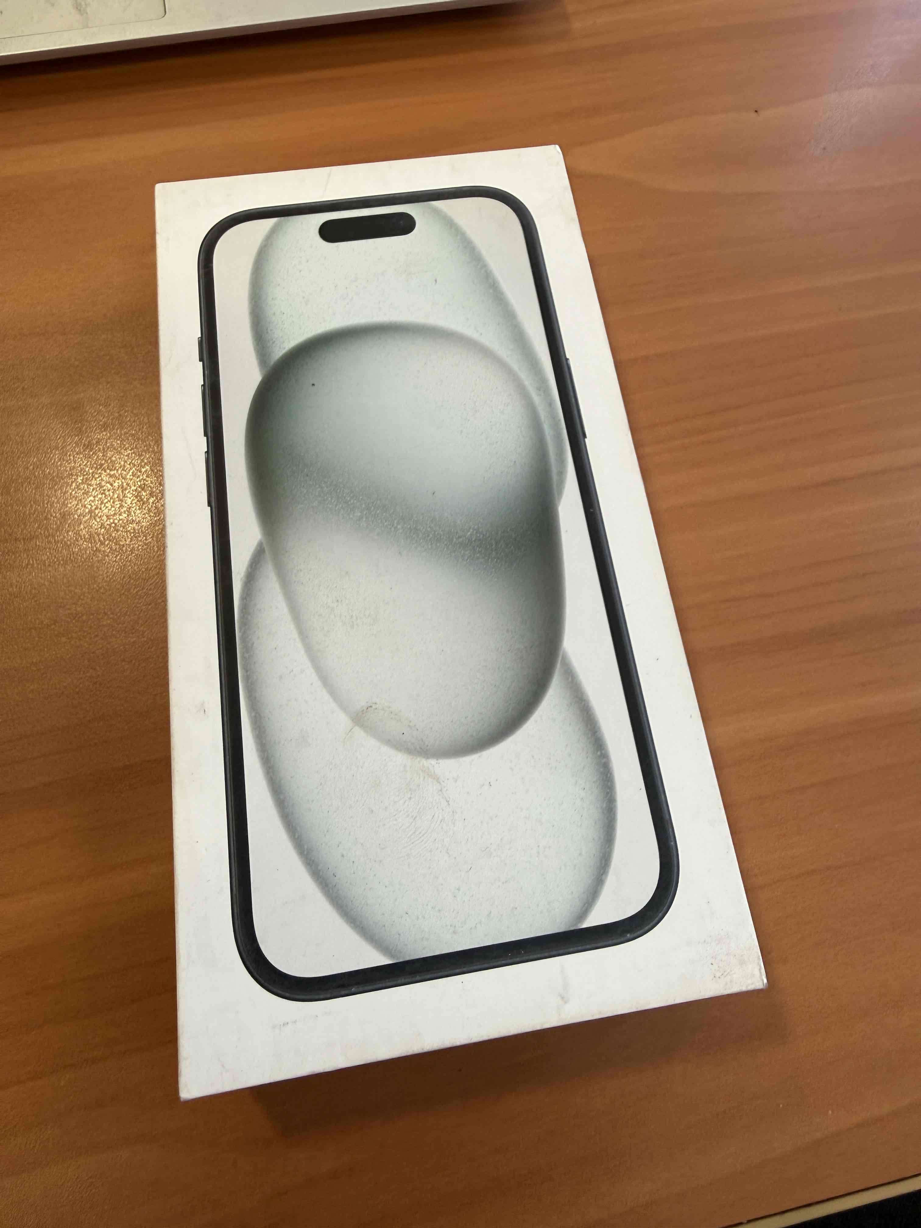 iPhone 15 128GB, nuevo en caja