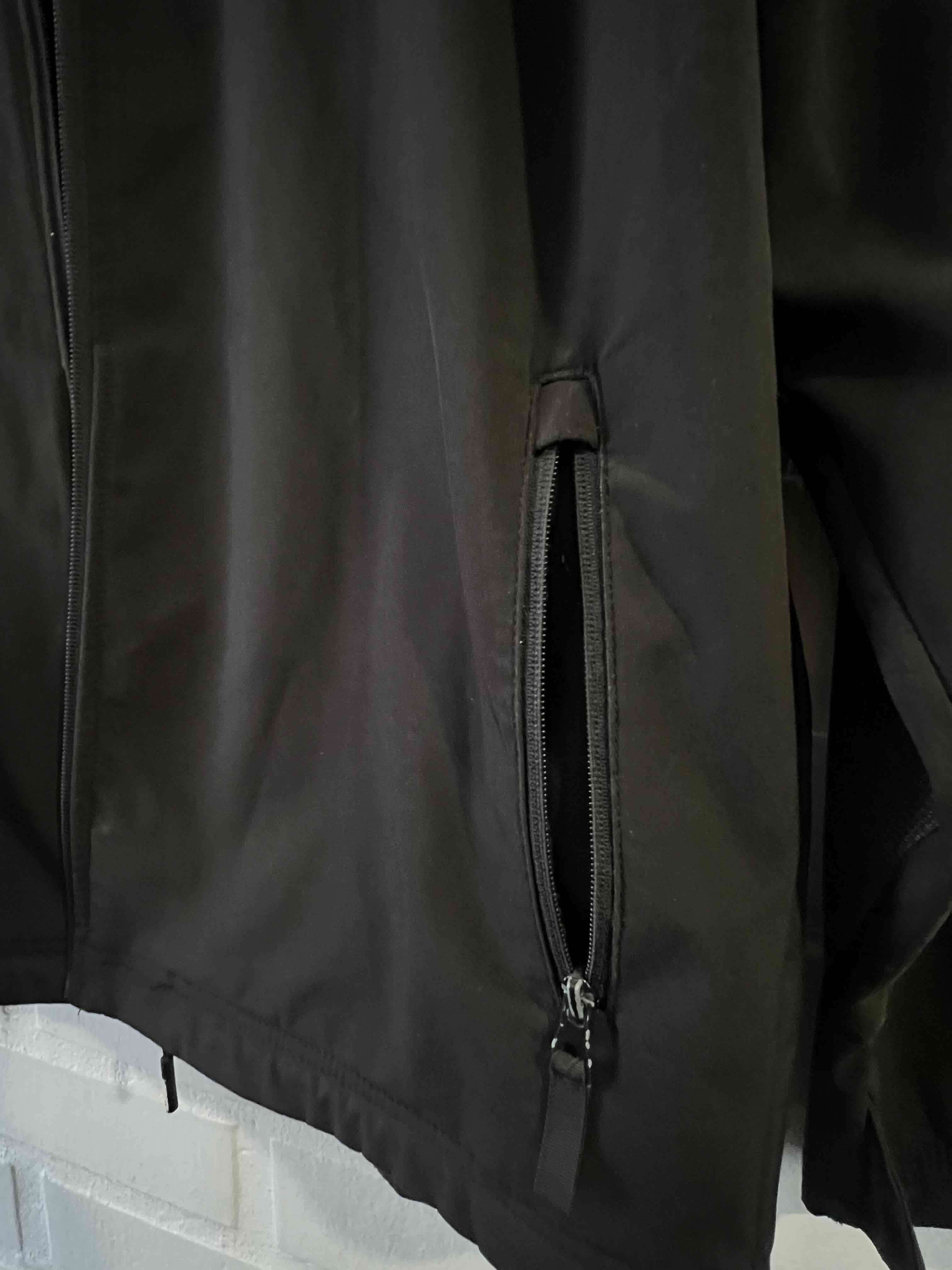 Chaqueta Caterpillar negra impermeable - miniatura 6