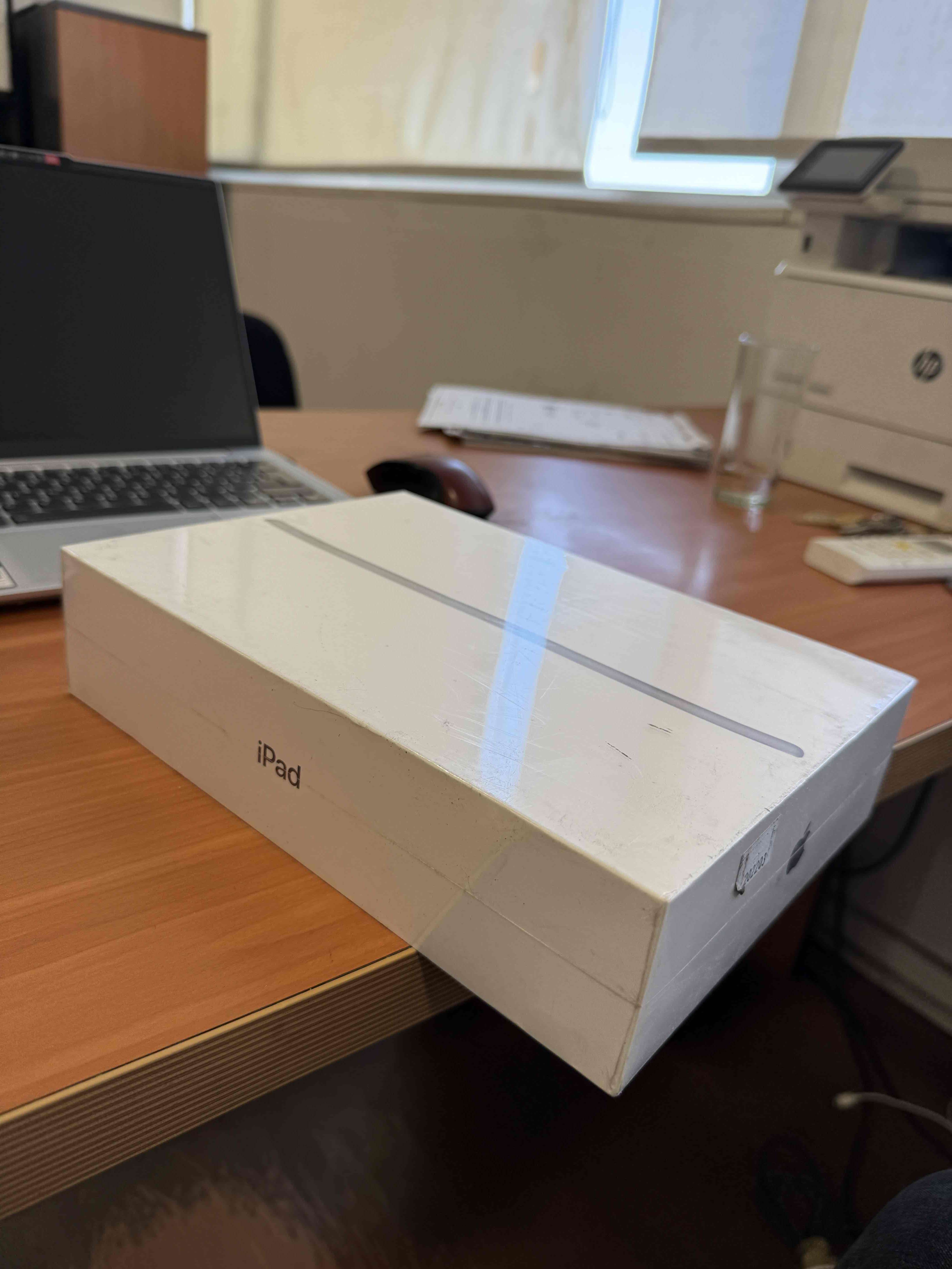 iPad séptima generación 32GB,nueva en caja sellada - miniatura 2