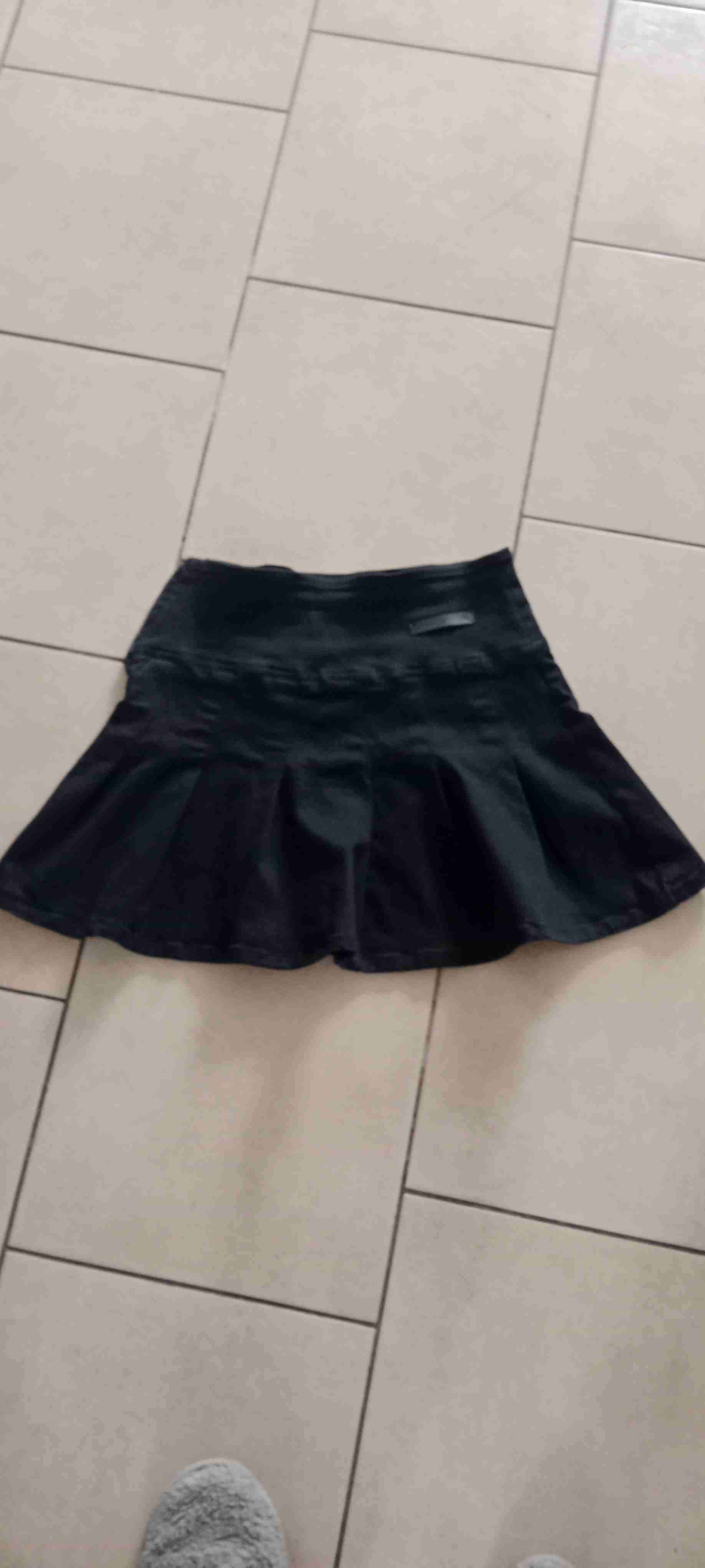 Falda negra femenina corta M