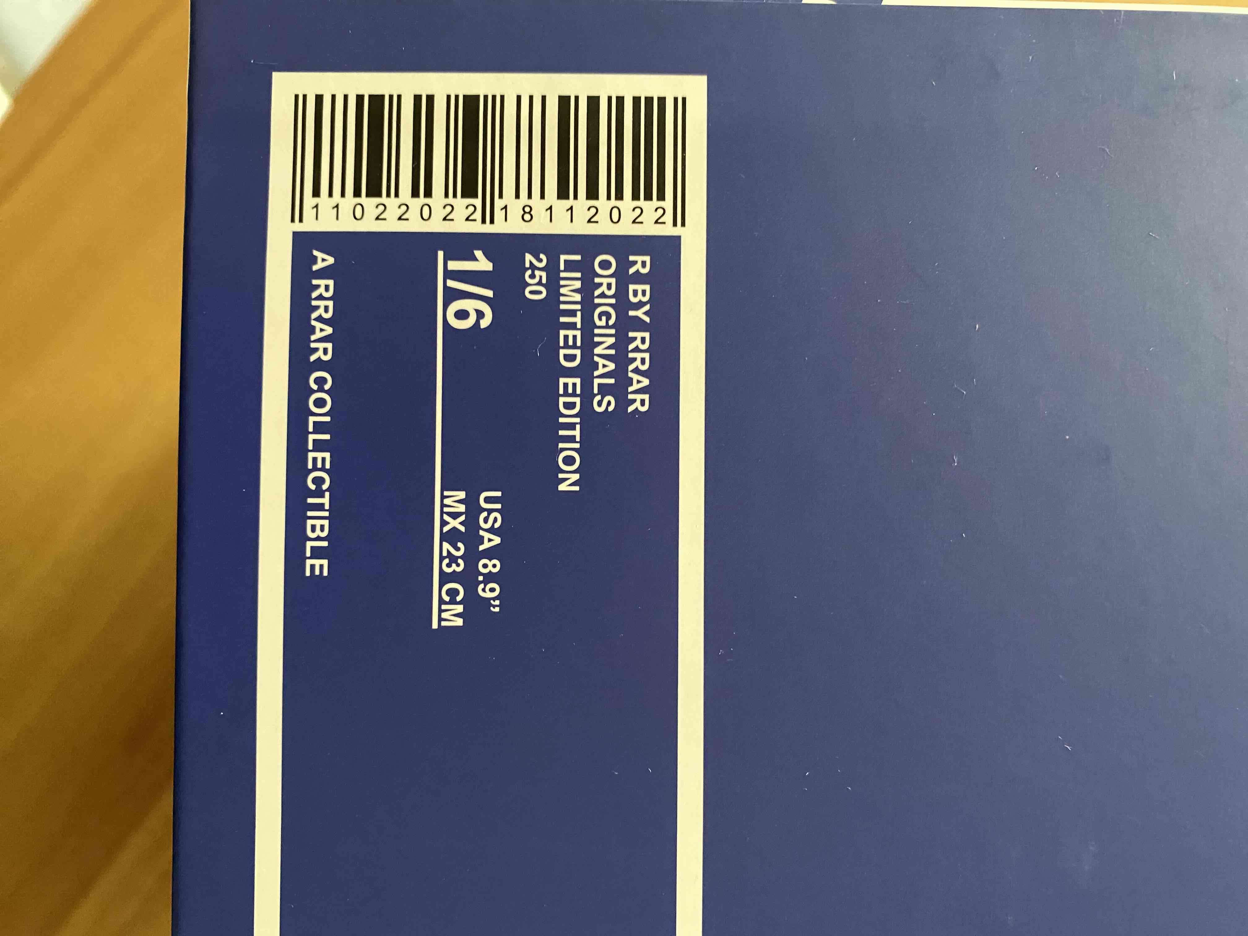 Art Toy “Lost in my mind” de Rodrigo Roji y ADIDAS - miniatura 6