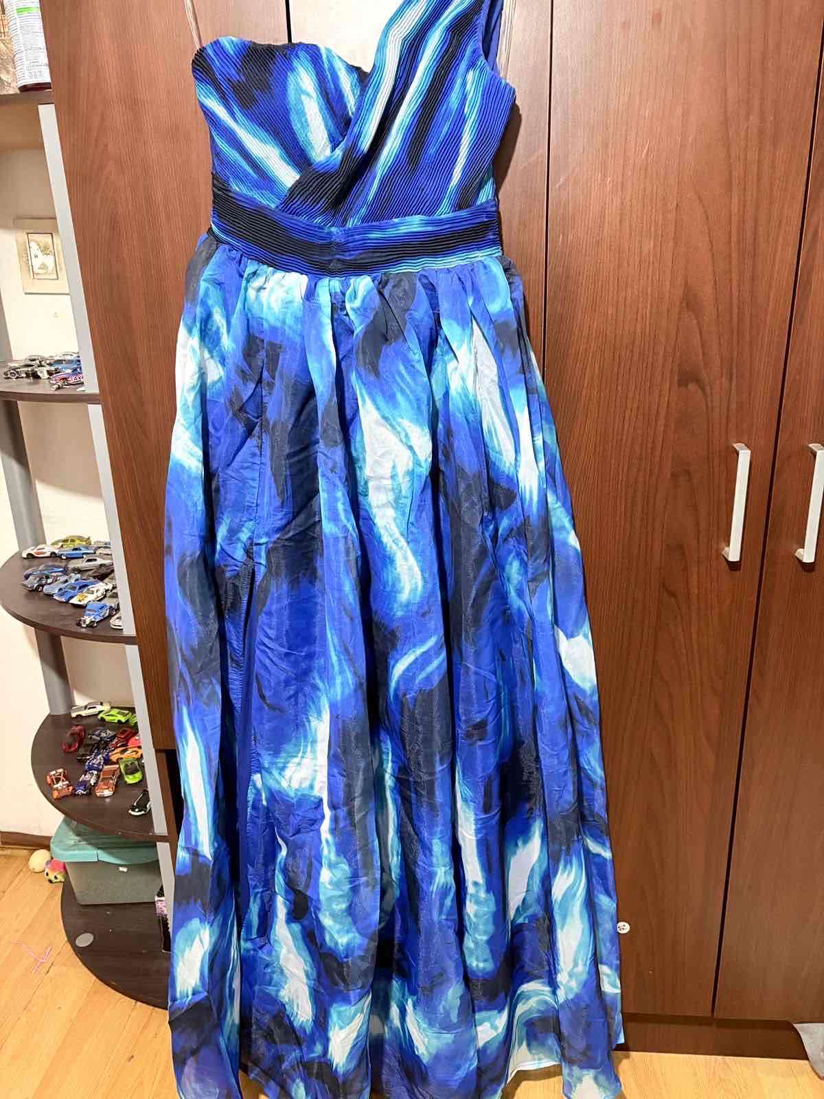 Vestido largo azul degradado