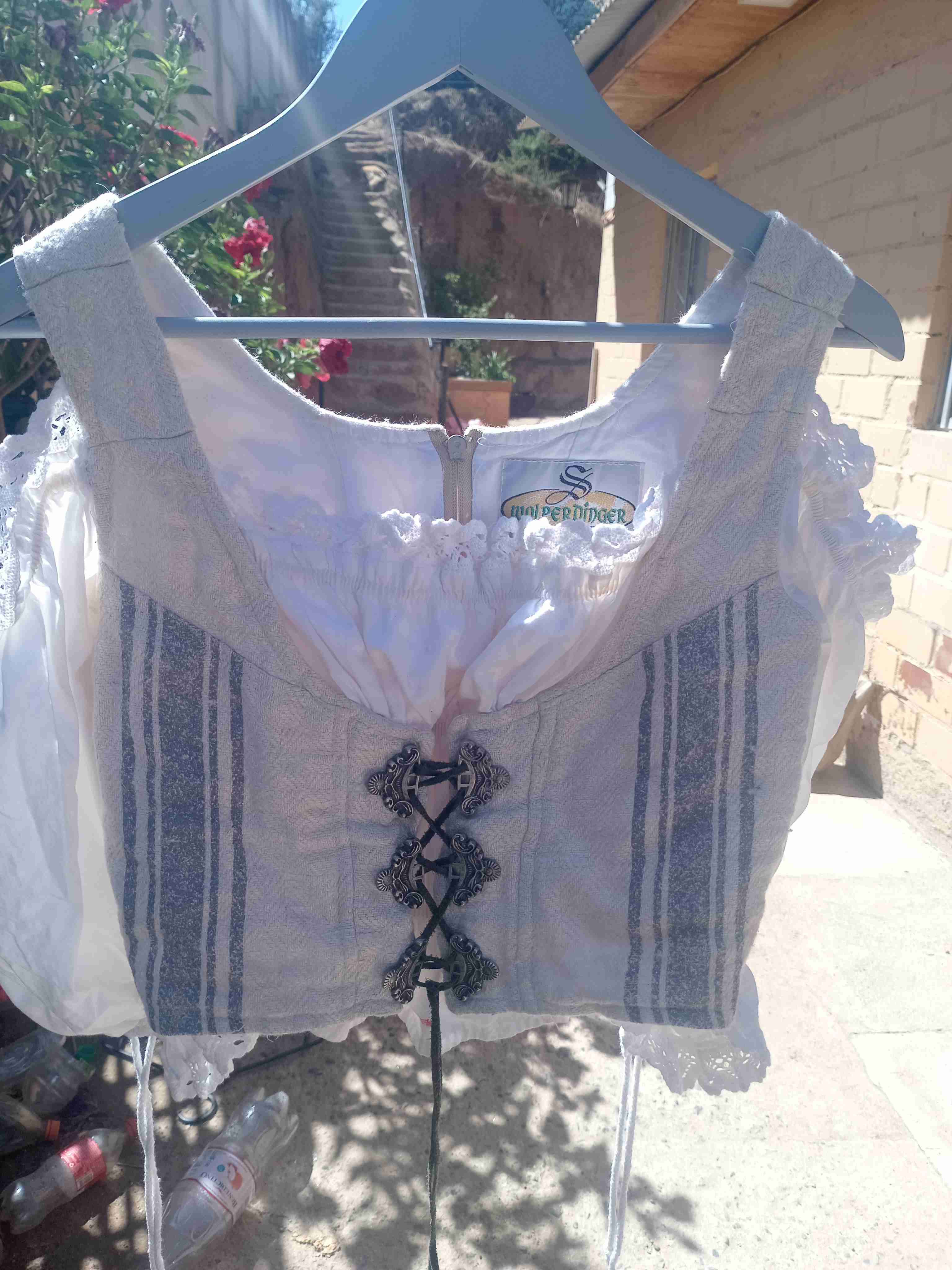 Corset de lino con encaje