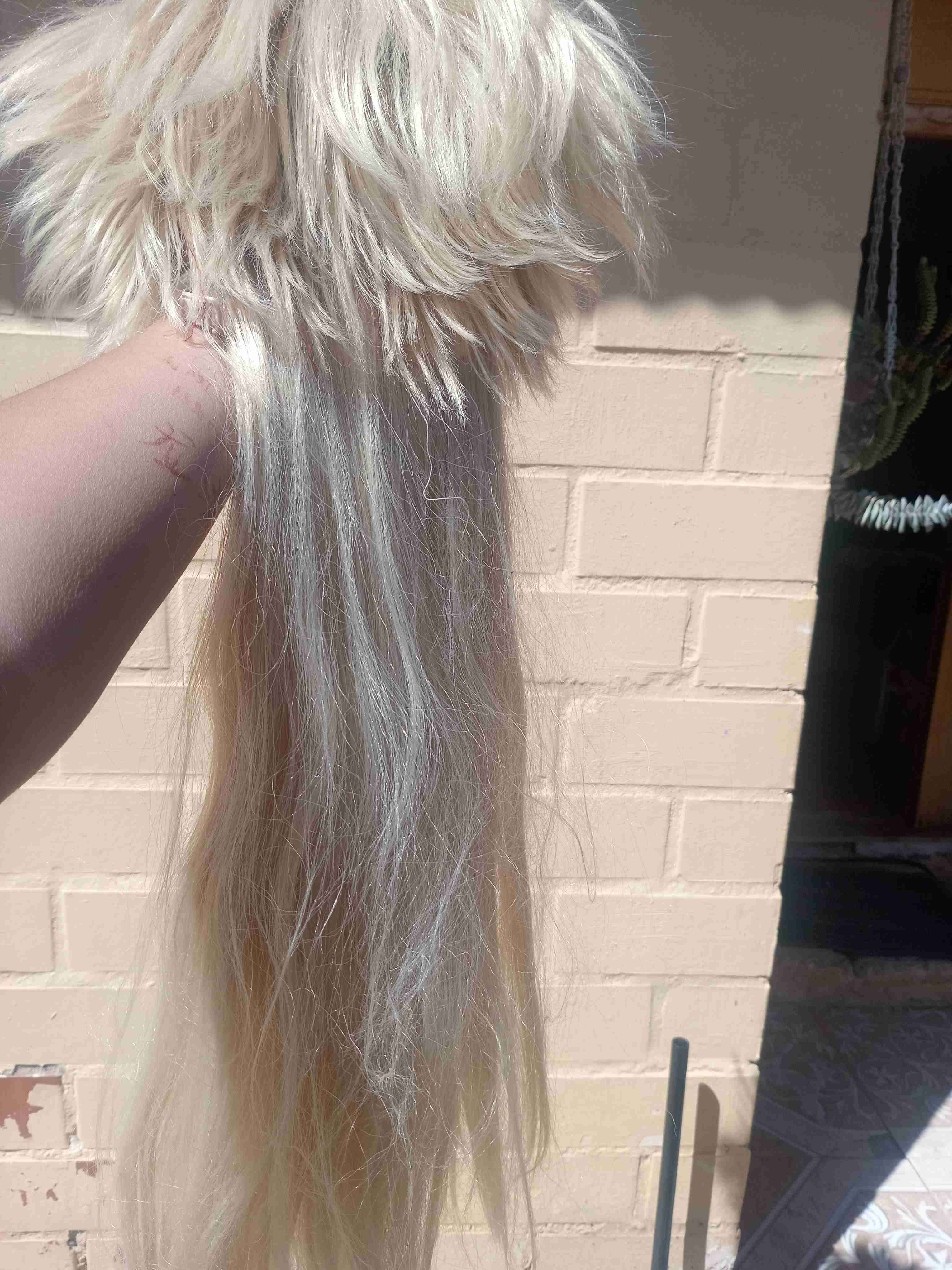 Peluca rubia larga - miniatura 3