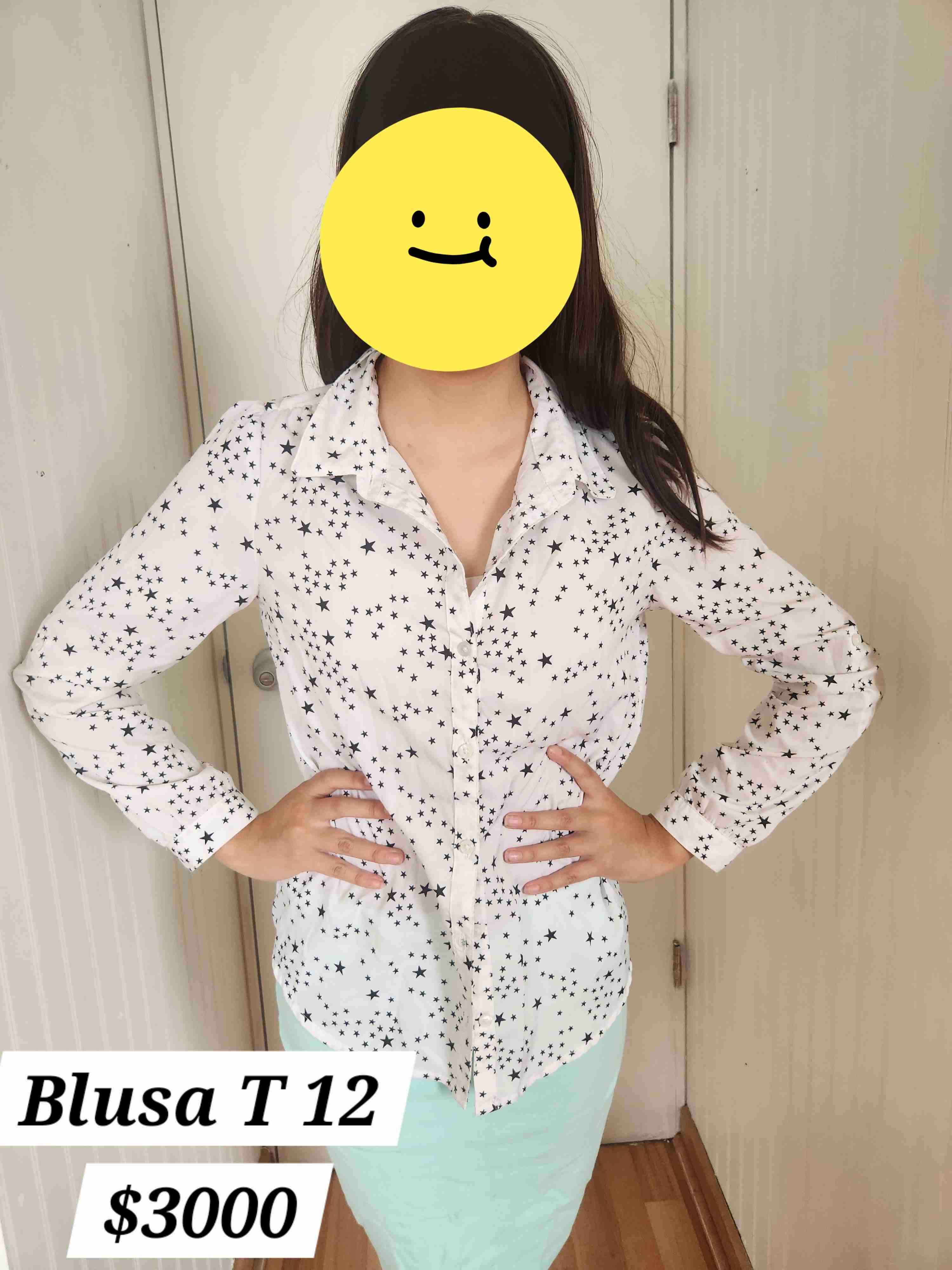 Blusa blanca con estrellas