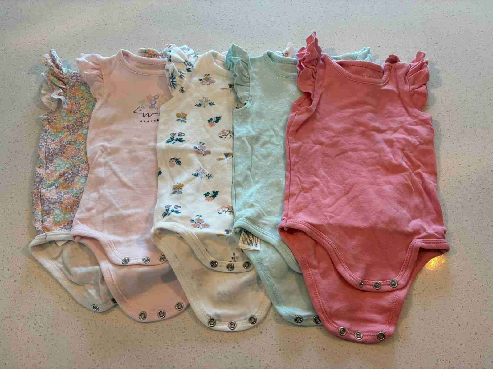 Pack de 5 bodies para bebé 3-6 meses
