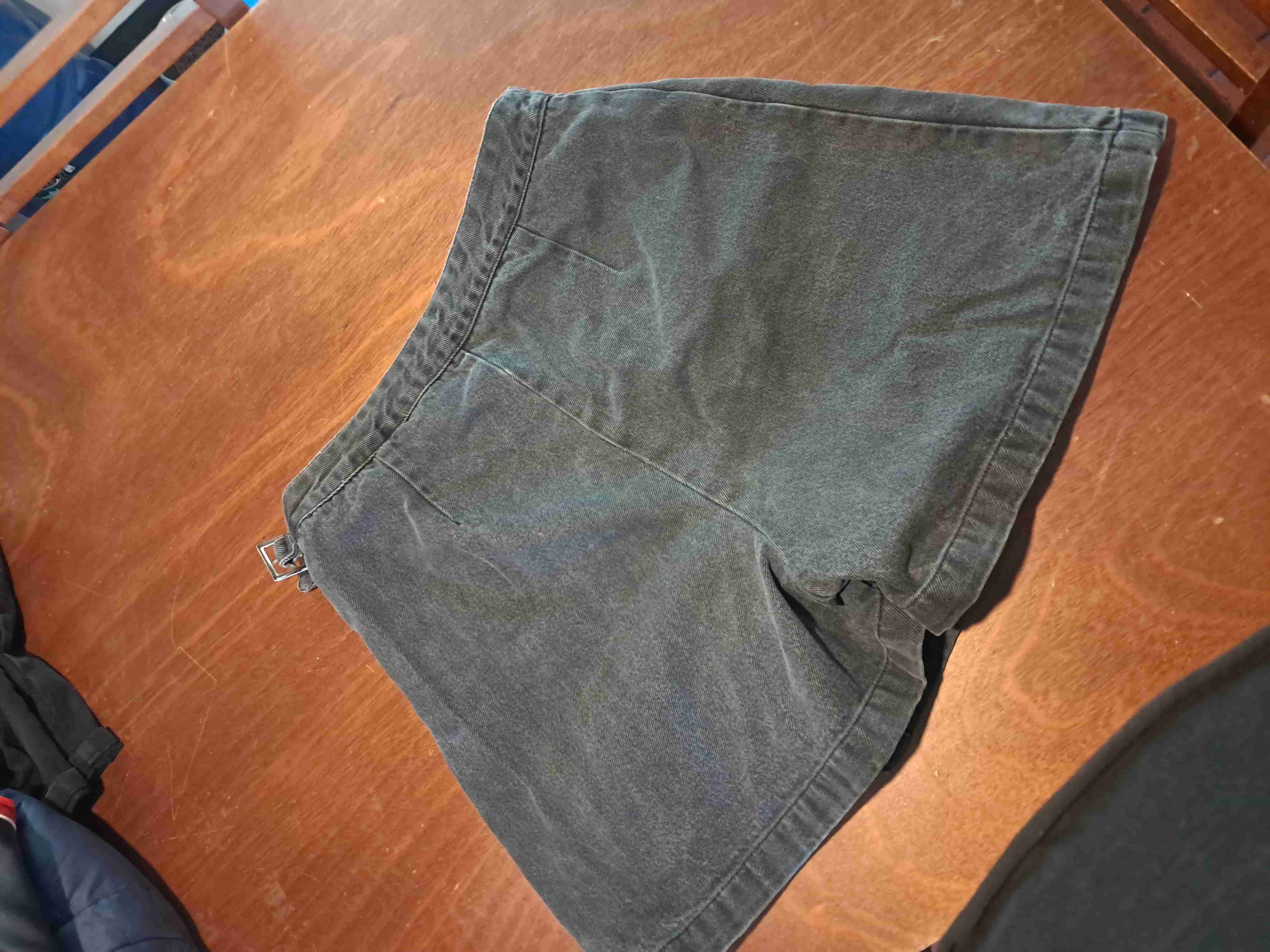 Falda Shorts de mezclilla negros - miniatura 4