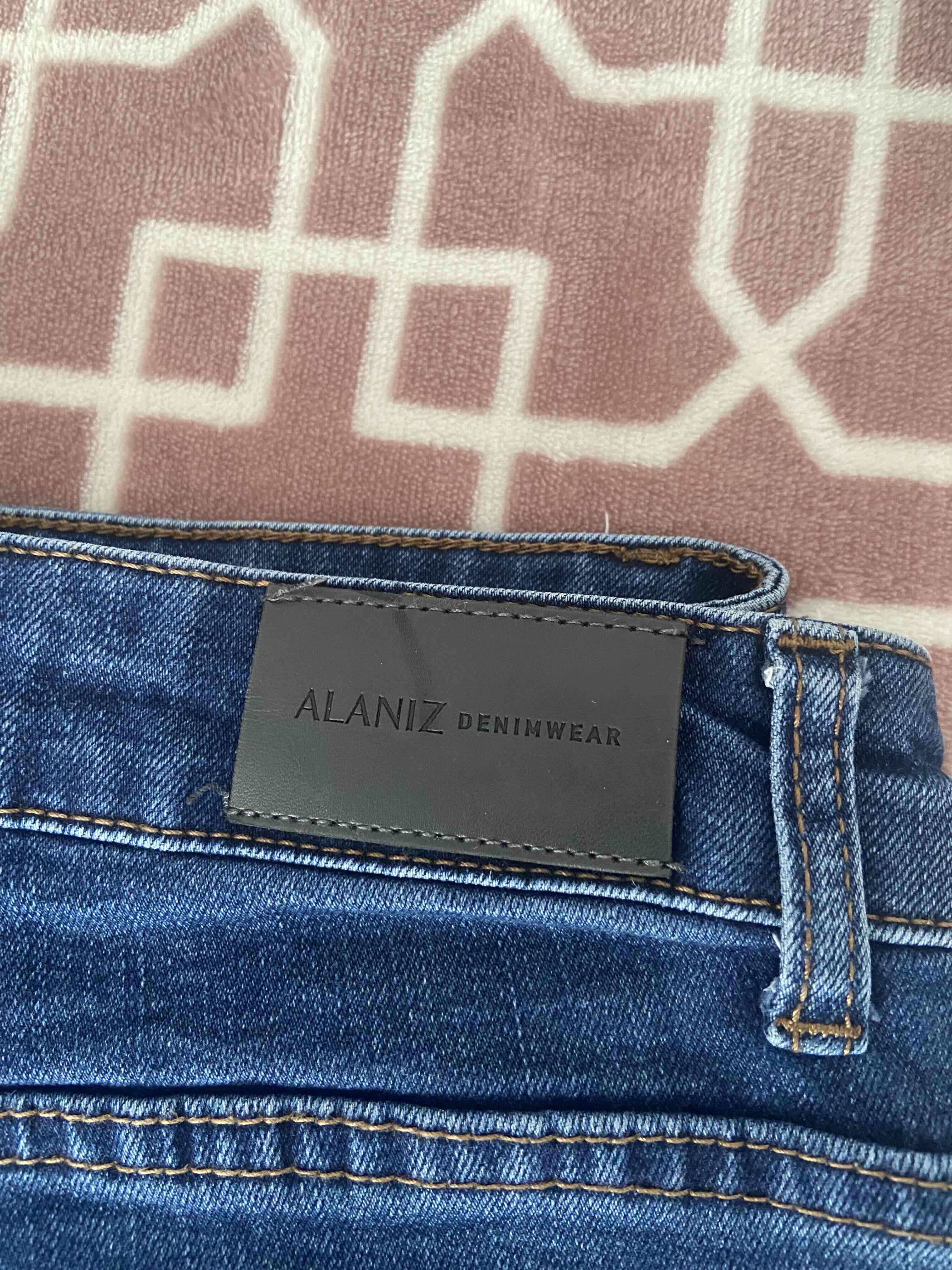 Jeans Alaniz - miniatura 3