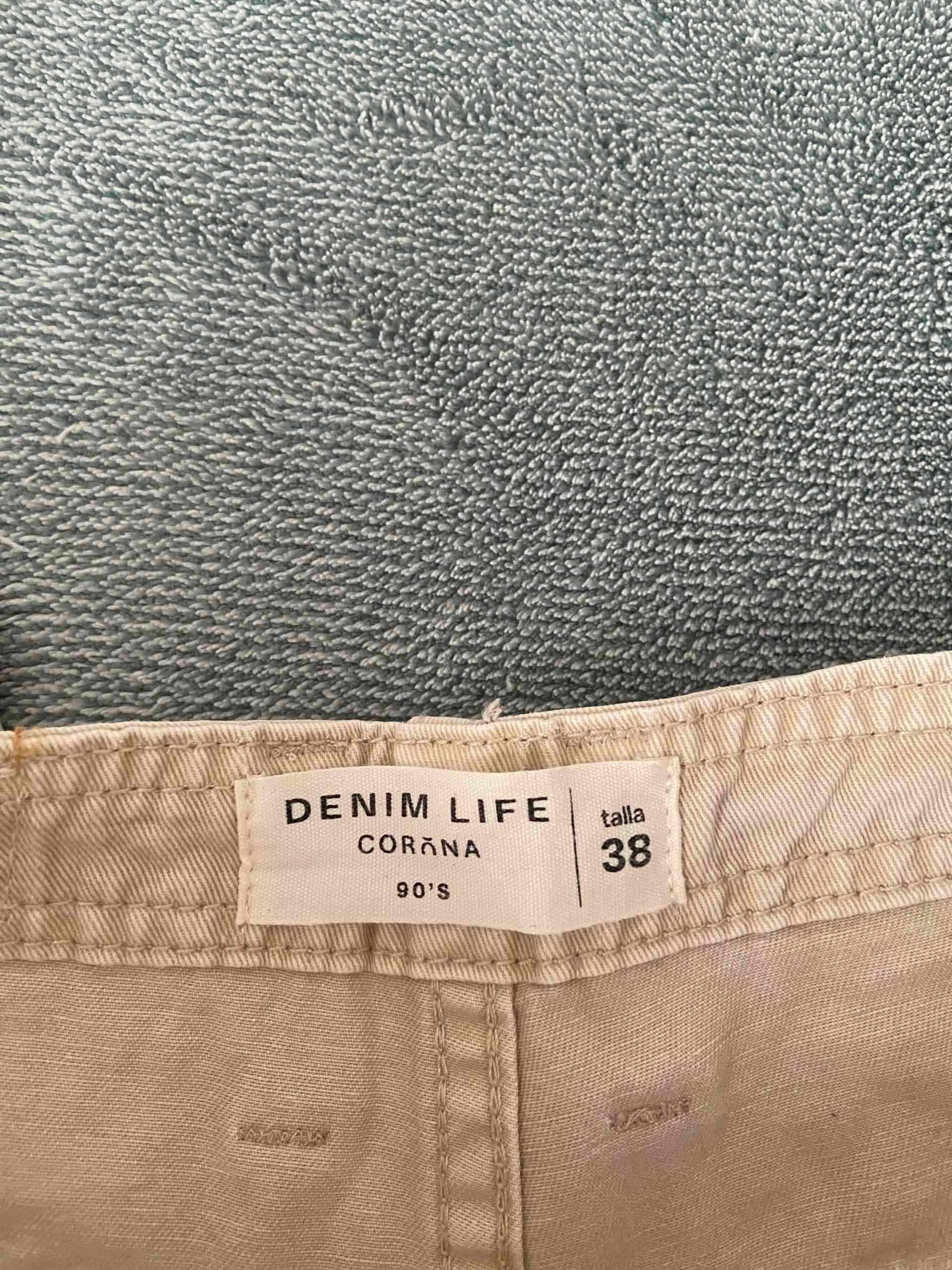 Pantalones beige cargo - miniatura 4