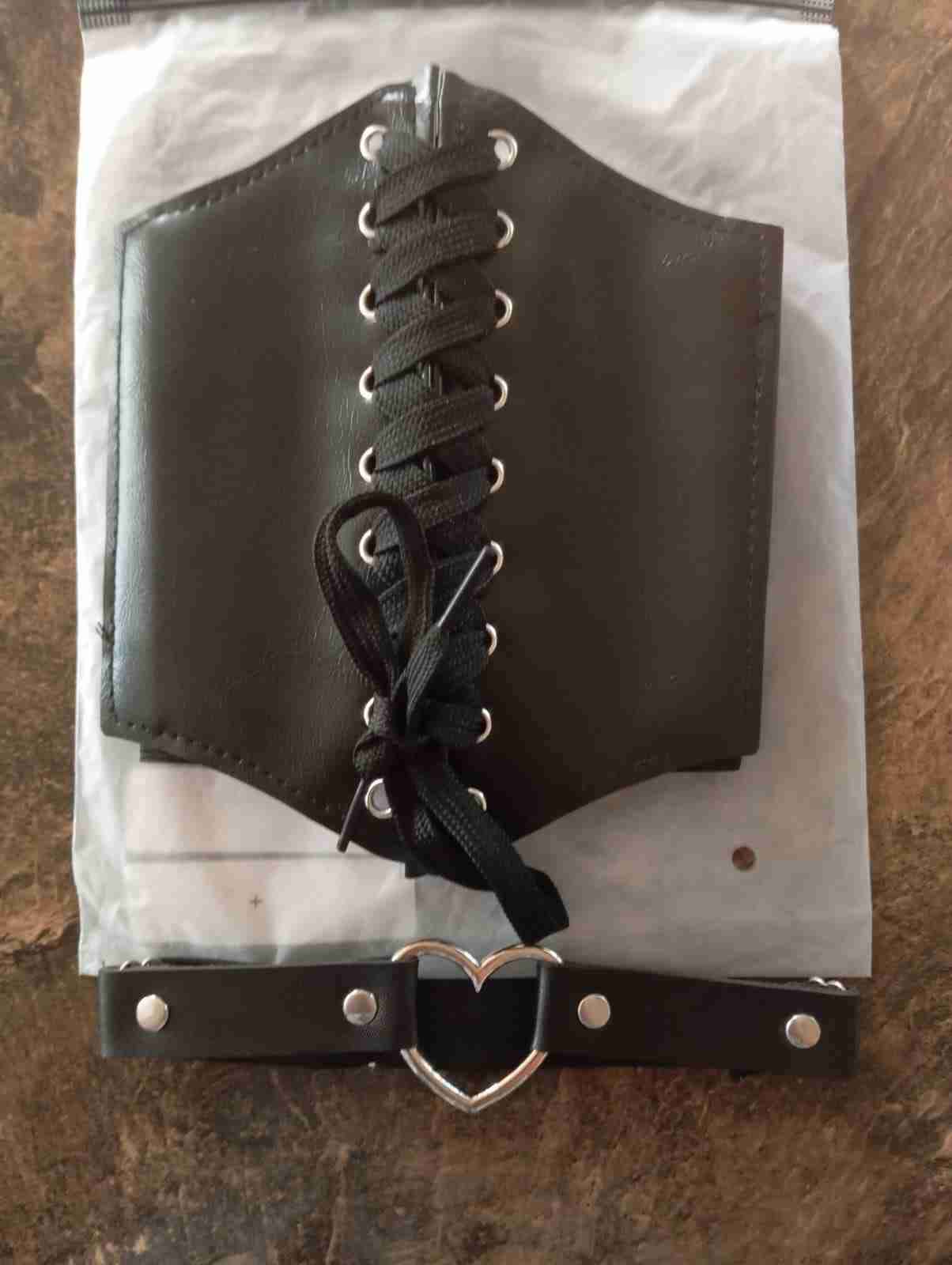 Corset negro ajustable con cordones - miniatura 2