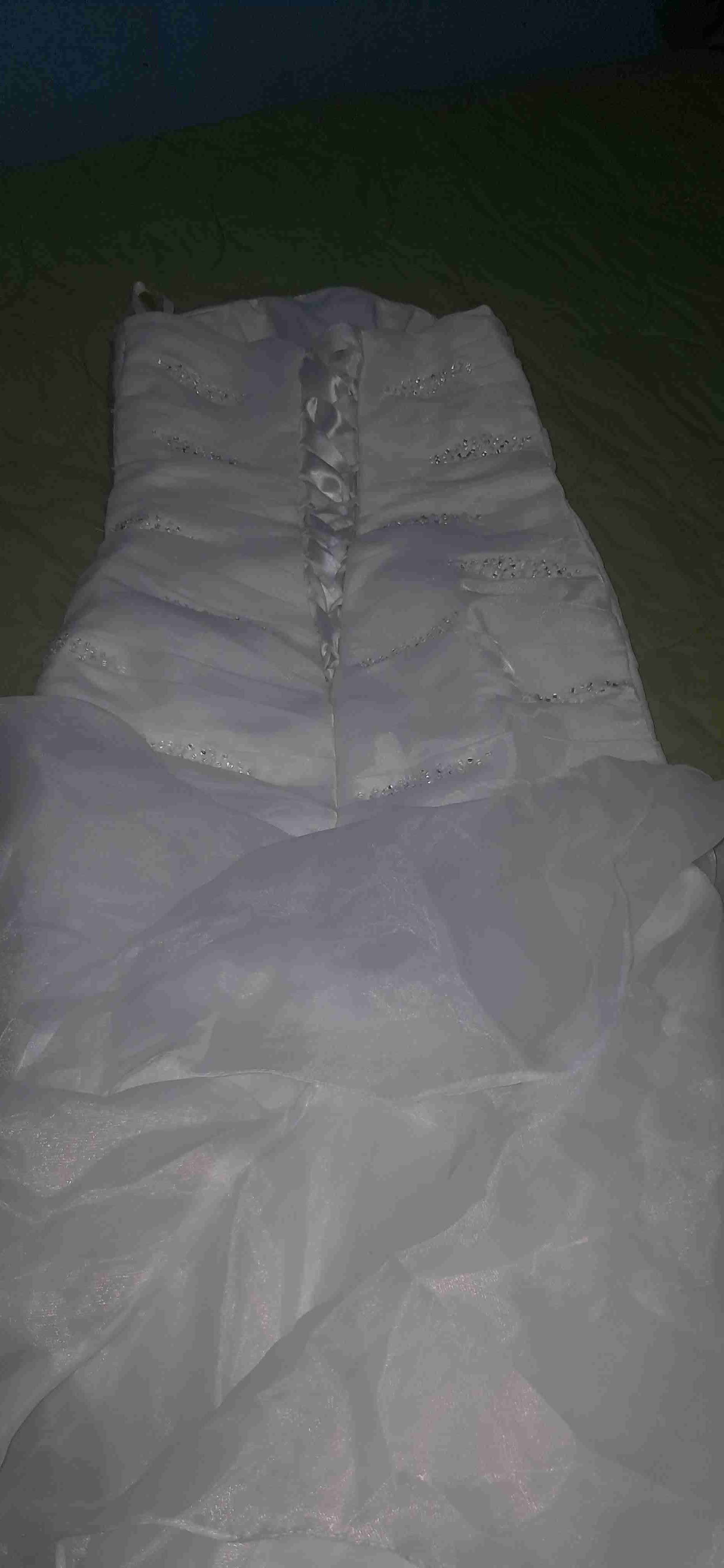 Vestido de novia blanco elegante