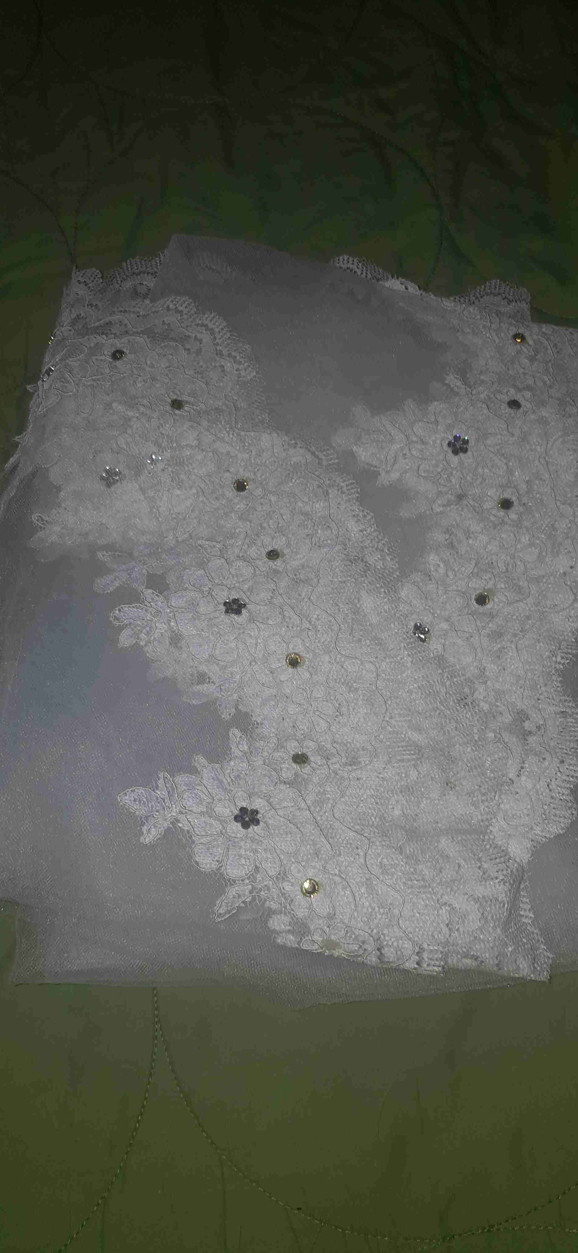 Vestido de novia blanco elegante - miniatura 2