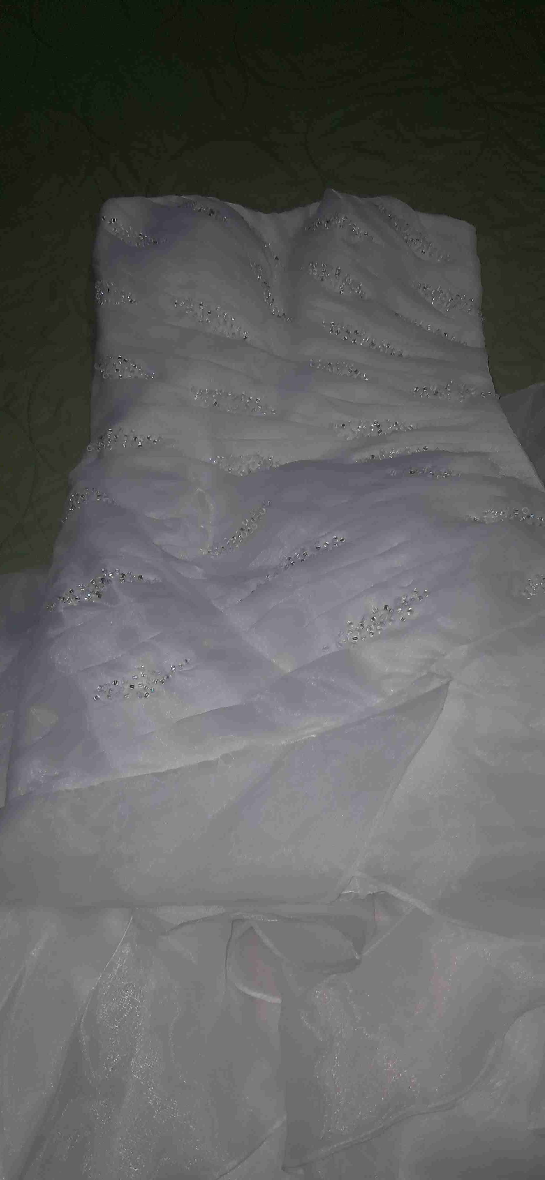 Vestido de novia blanco elegante - miniatura 6